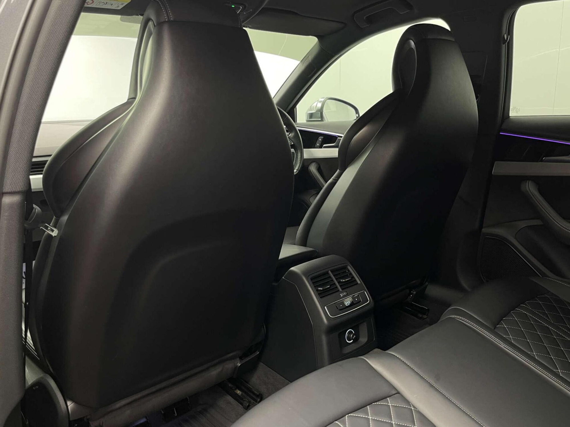 2020 Audi S4 image 45