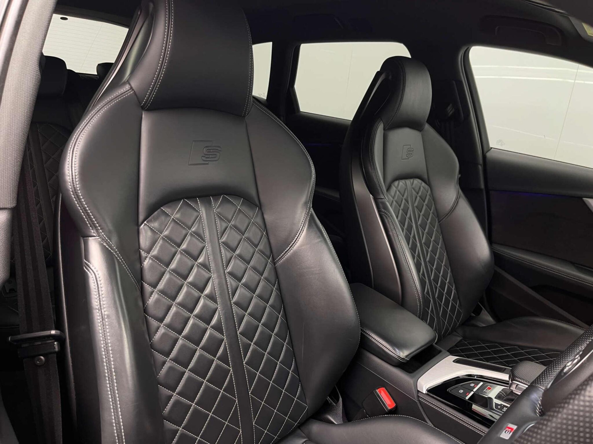 2020 Audi S4 image 18