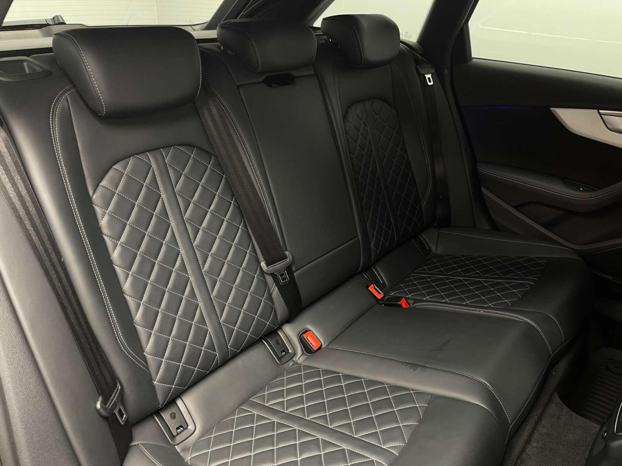 2020 Audi S4 image 30