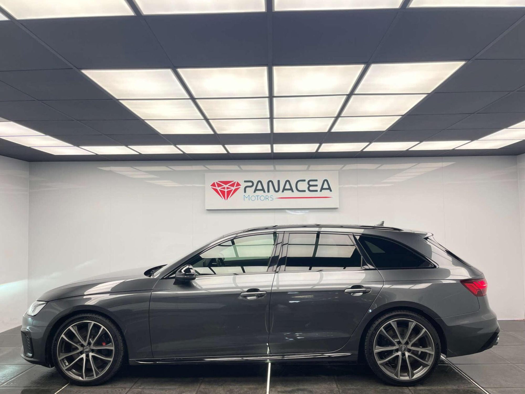2020 Audi S4 image 34