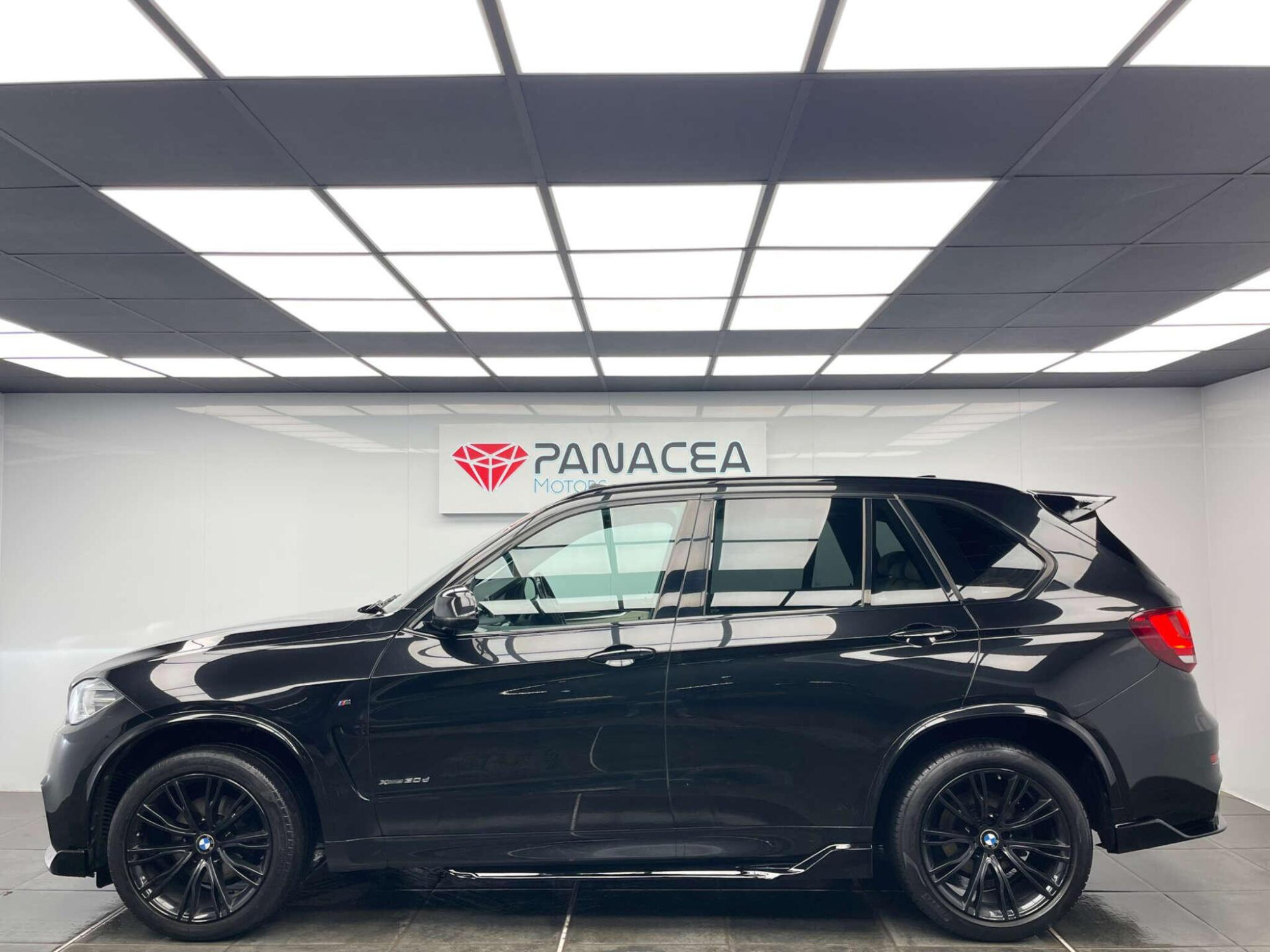 2016 BMW X5 image 35