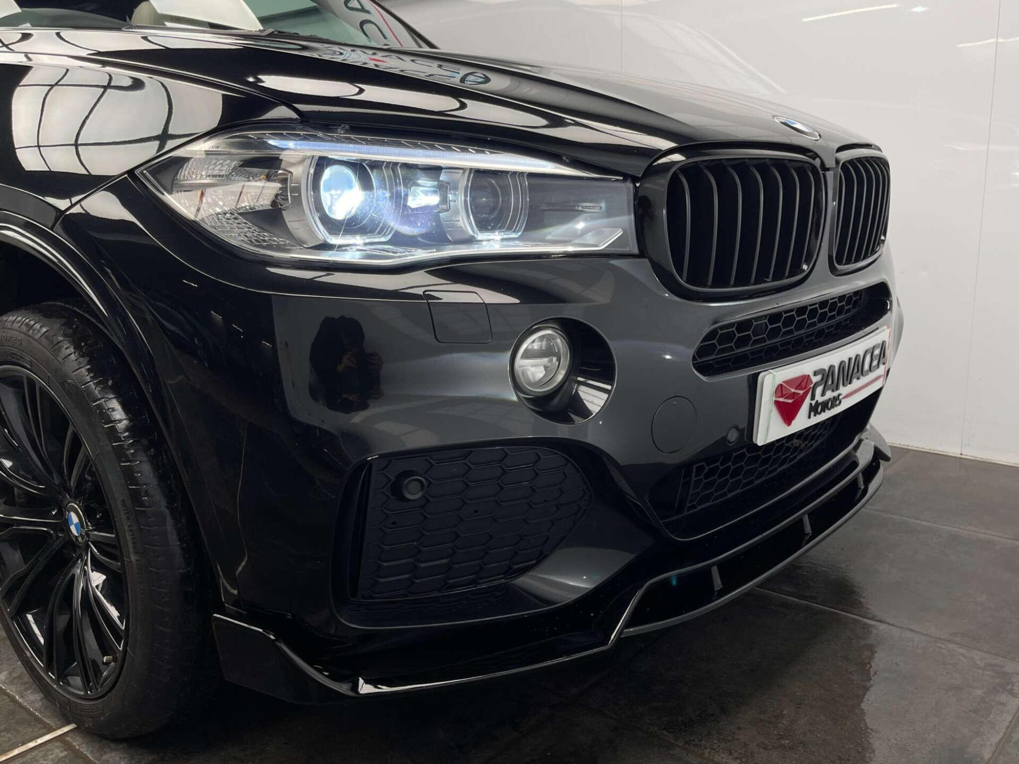 2016 BMW X5 image 11