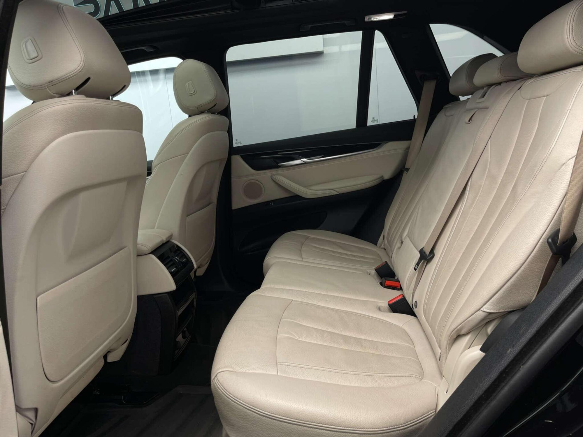 2016 BMW X5 image 49