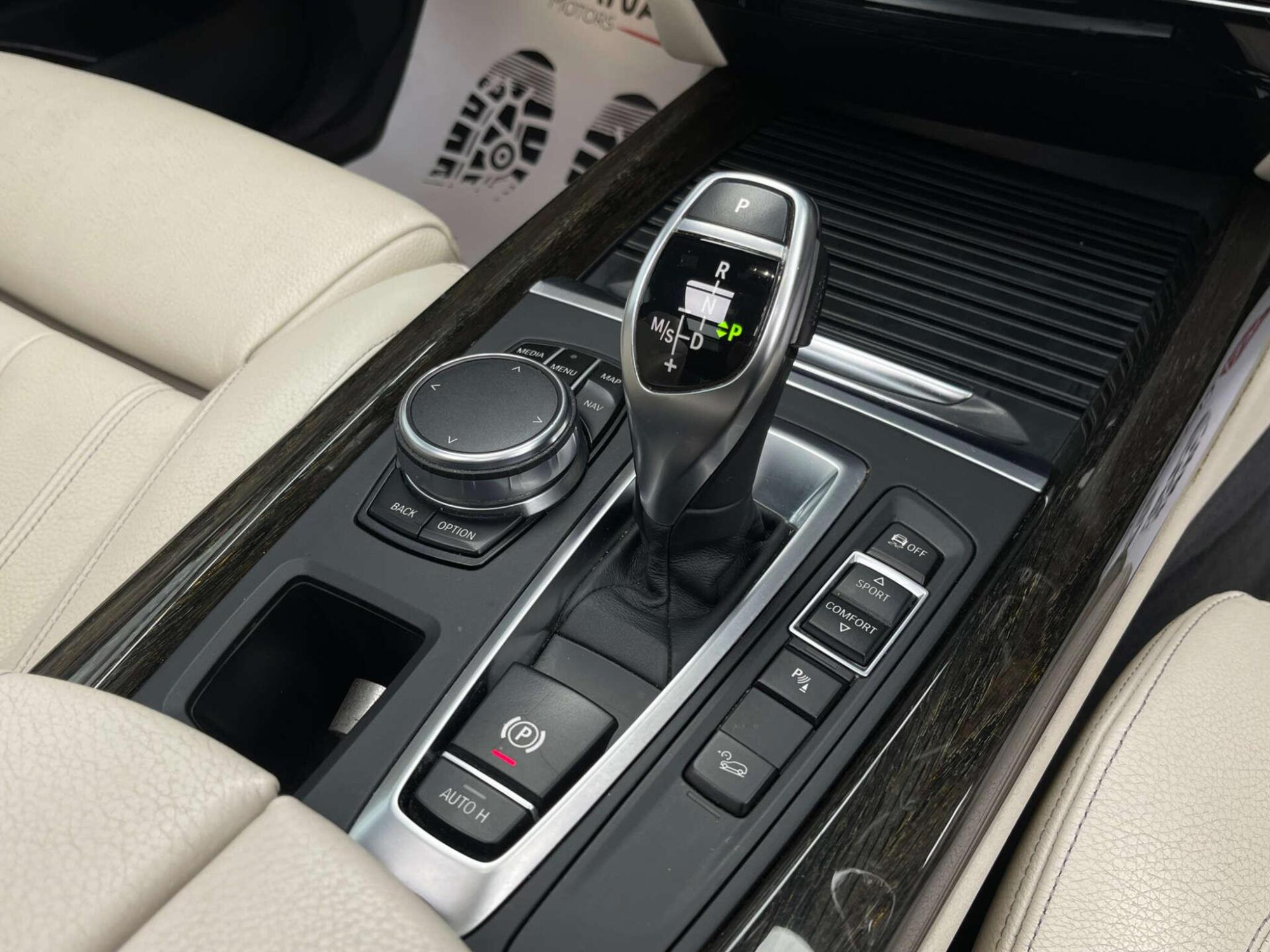 2016 BMW X5 image 27