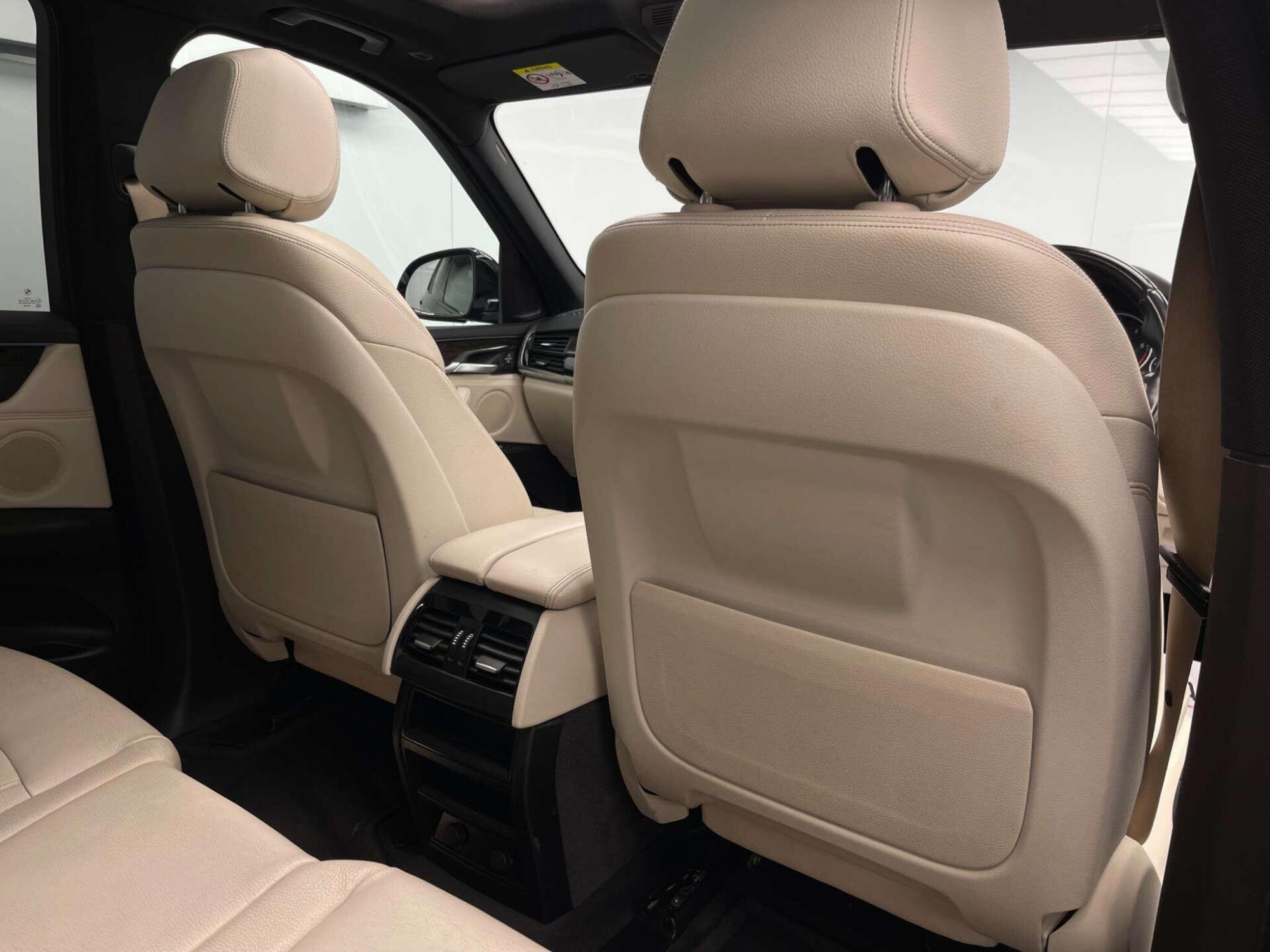 2016 BMW X5 image 30