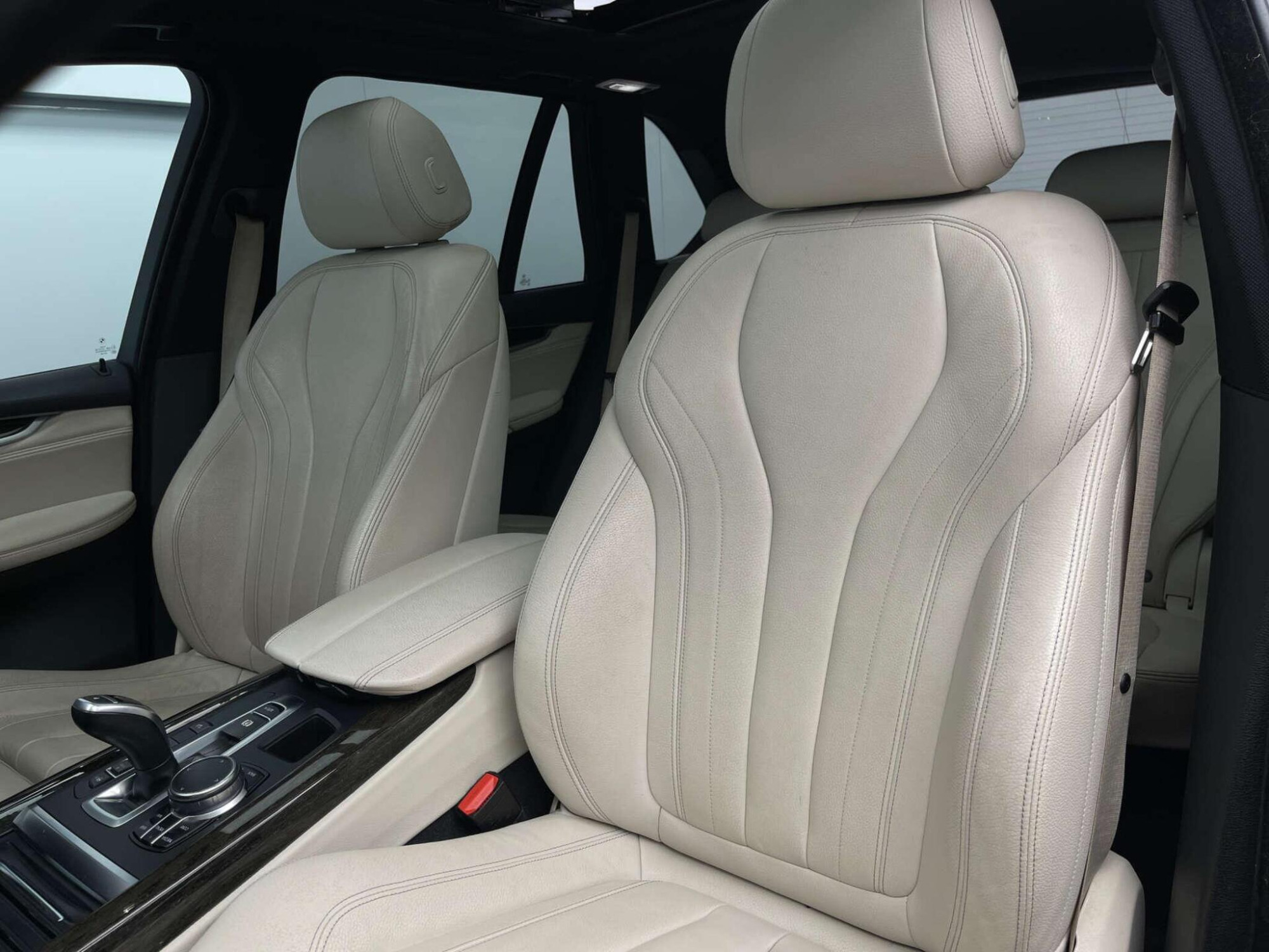 2016 BMW X5 image 46