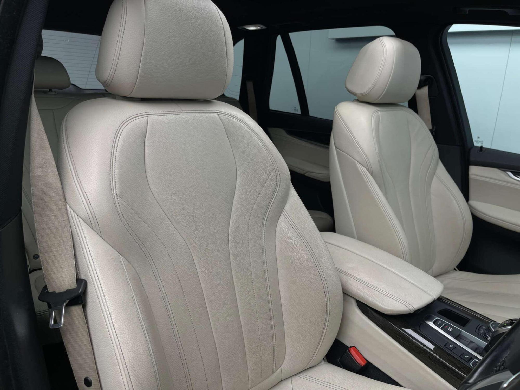 2016 BMW X5 image 15
