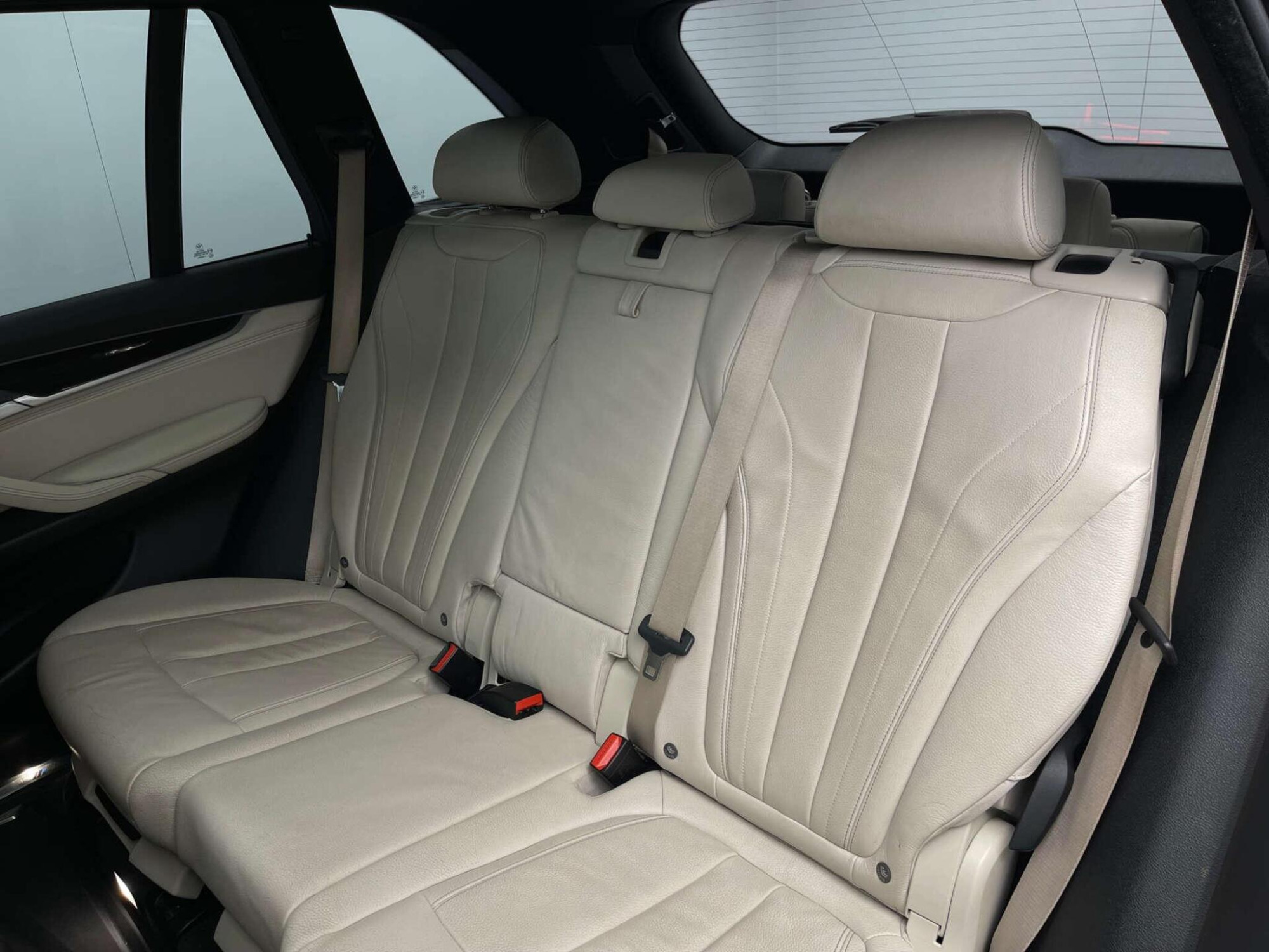 2016 BMW X5 image 48