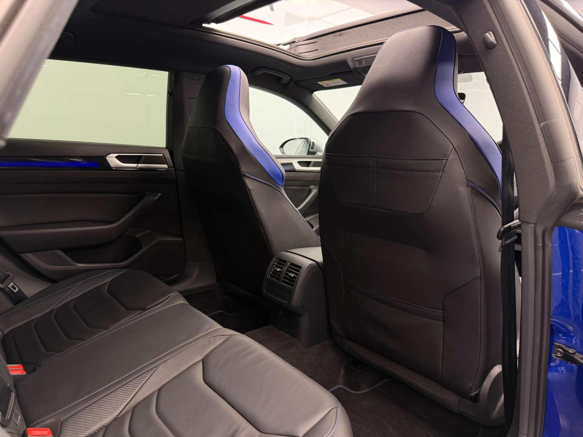 2021 Volkswagen ARTEON image 12
