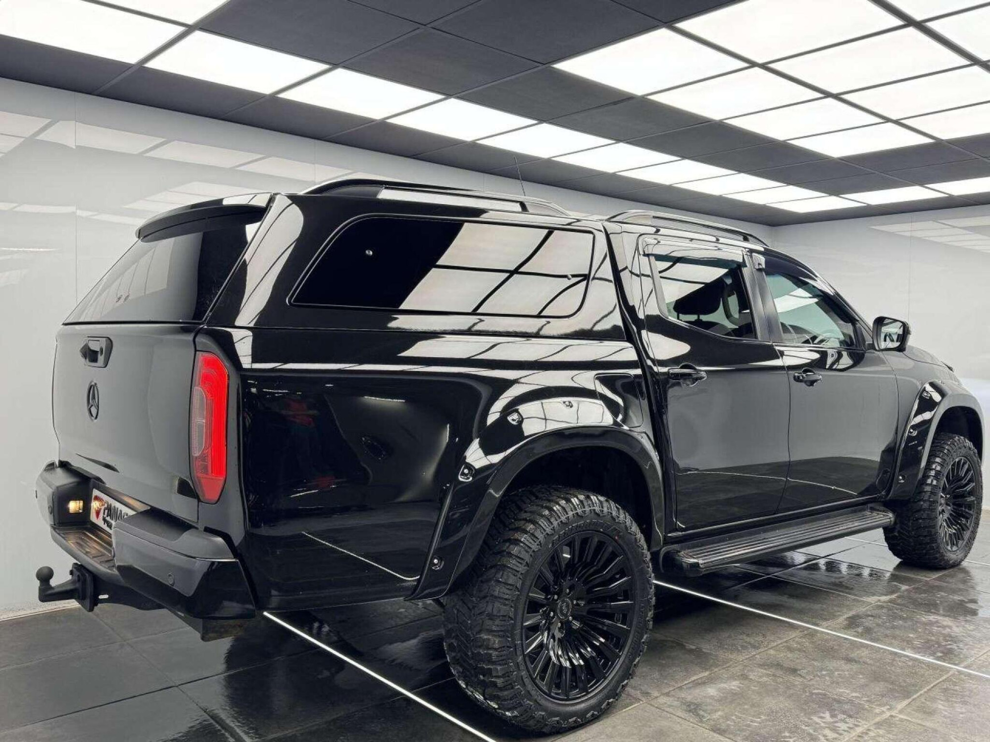 2018 Mercedes-Benz X-CLASS image 8