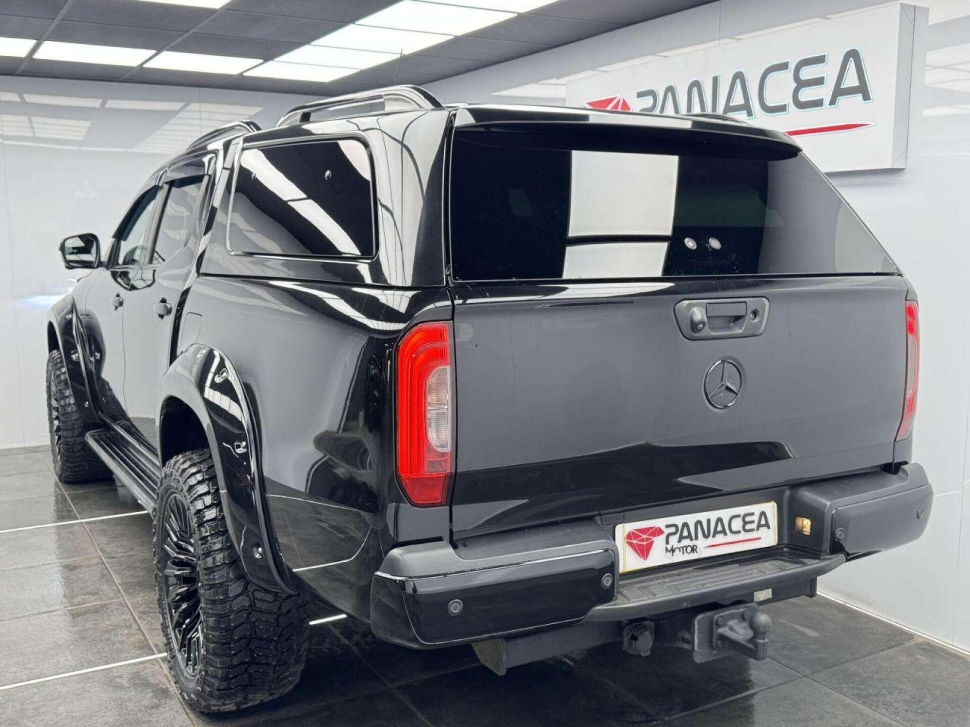 2018 Mercedes-Benz X-CLASS image 27