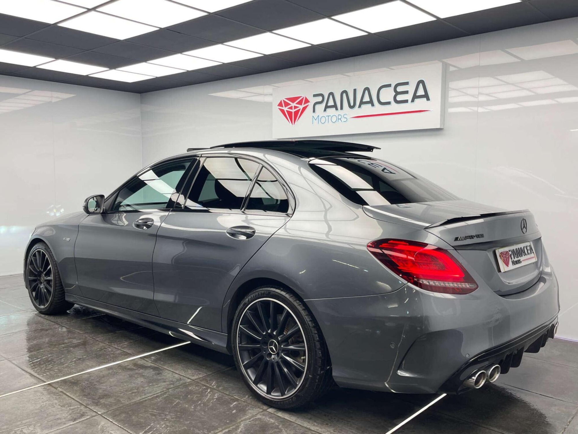 2019 Mercedes-Benz C-CLASS image 32