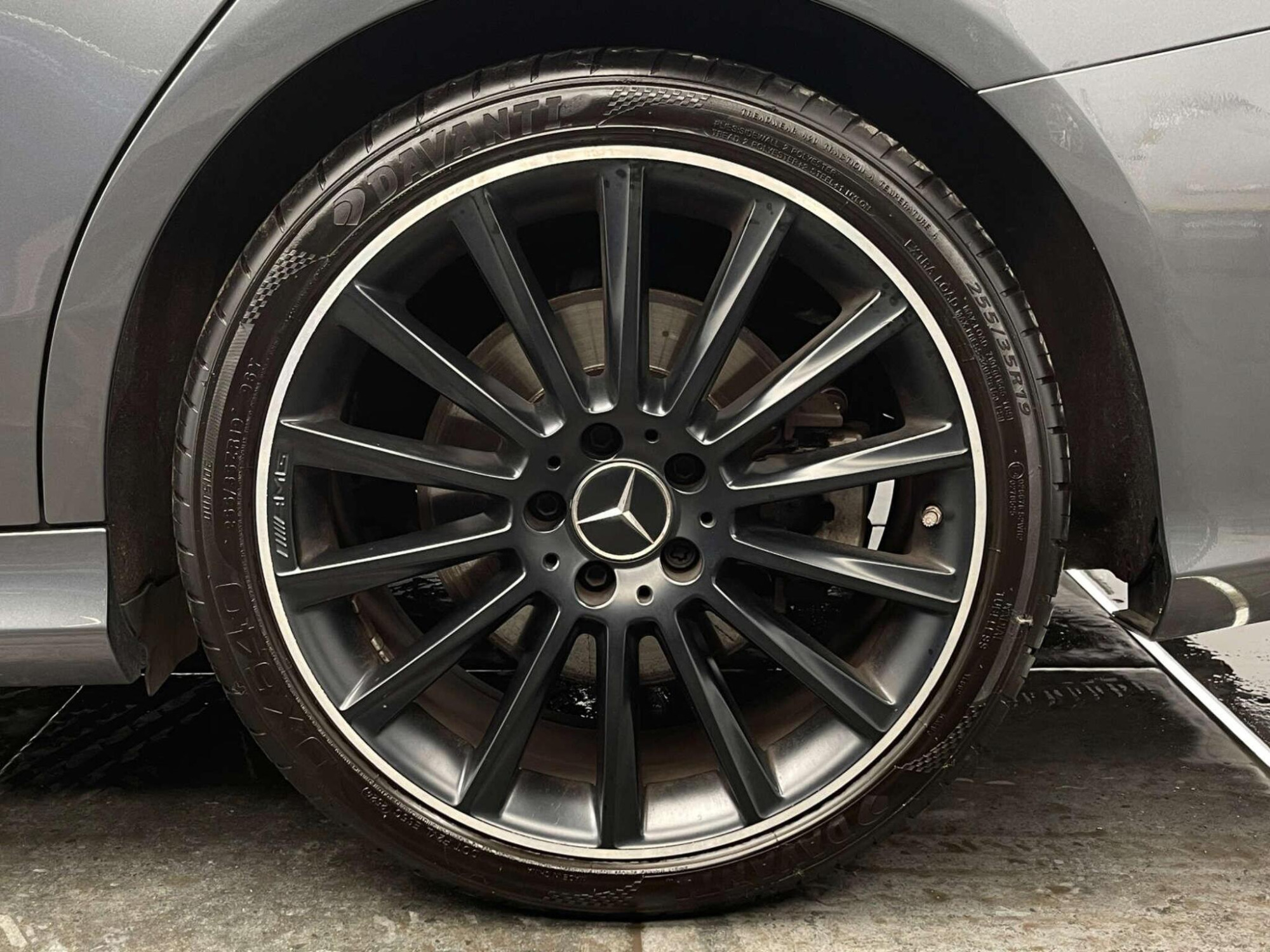 2019 Mercedes-Benz C-CLASS image 42