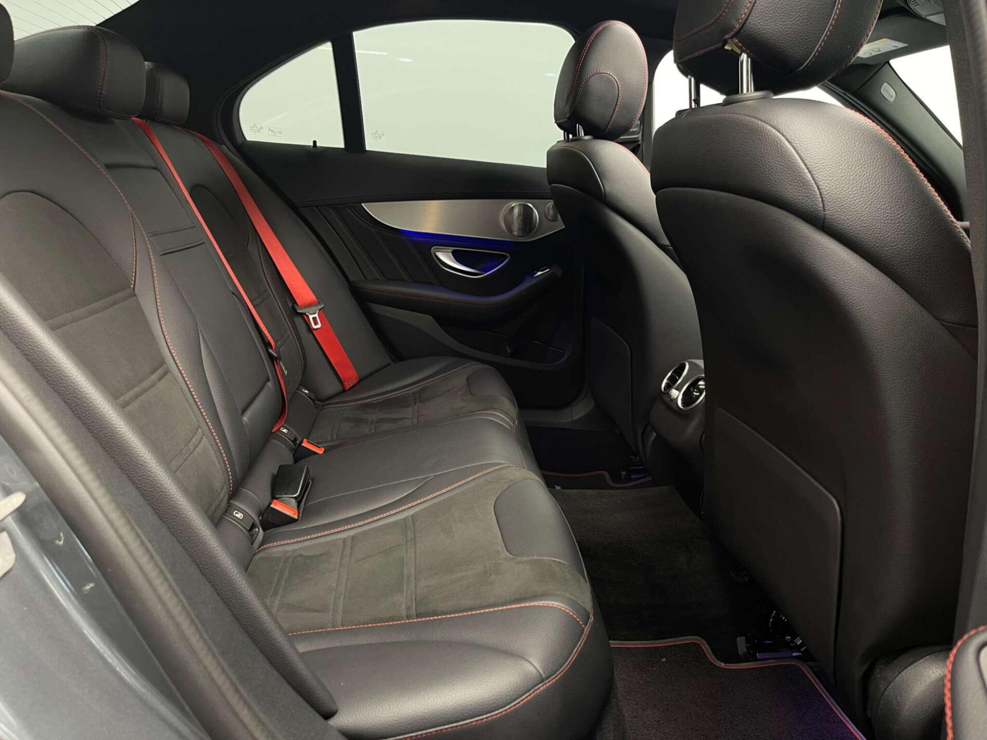 2019 Mercedes-Benz C-CLASS image 25