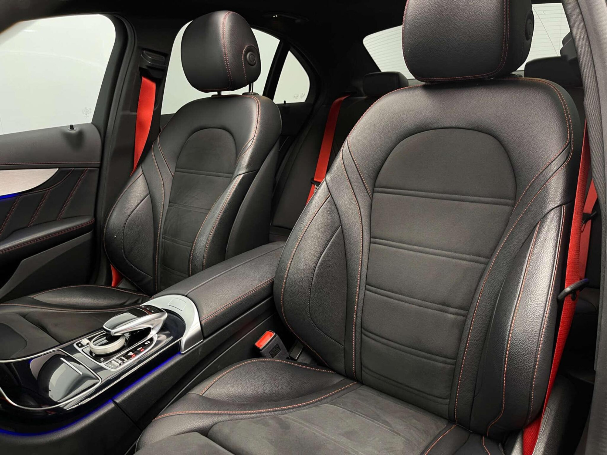 2019 Mercedes-Benz C-CLASS image 38
