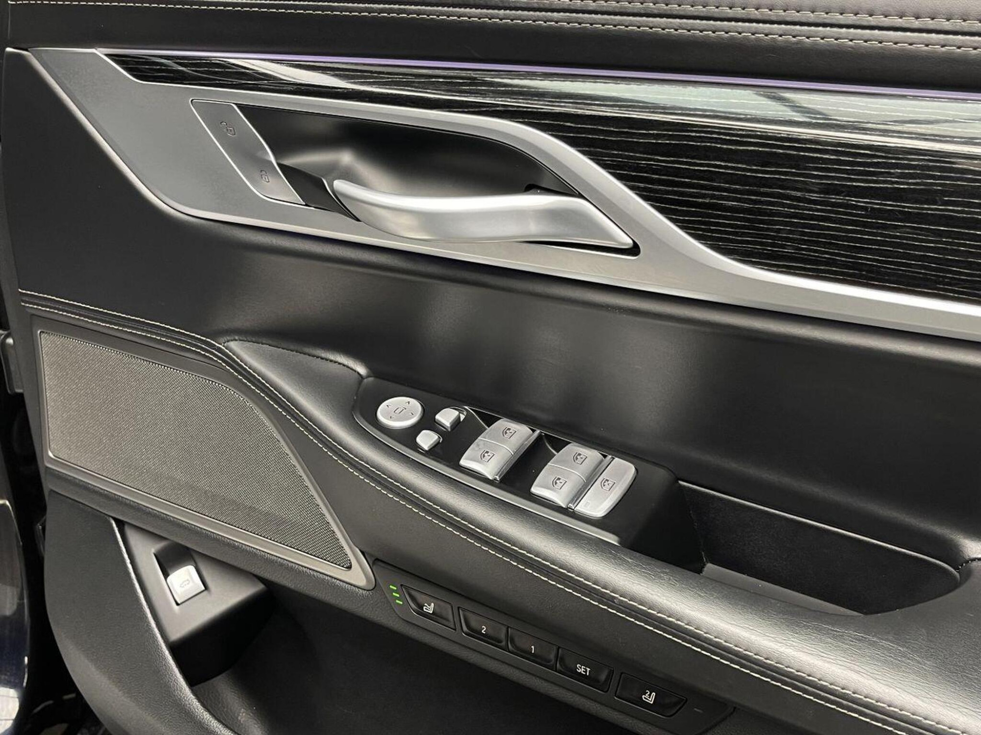 2018 BMW 7 SERIES image 14