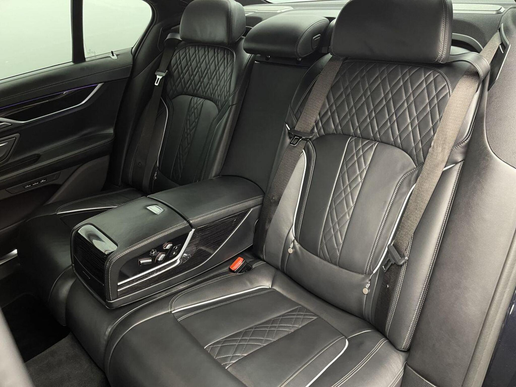2018 BMW 7 SERIES image 45