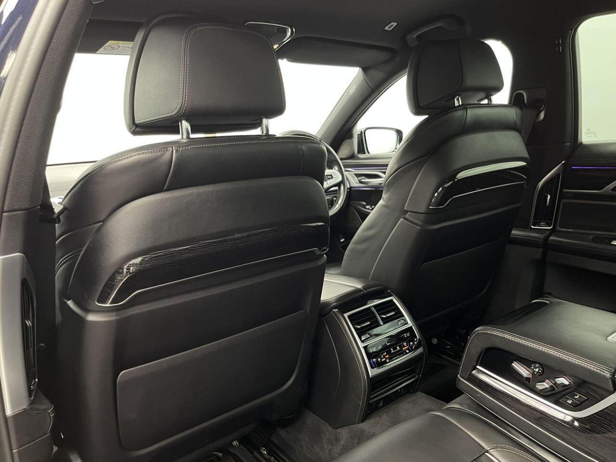 2018 BMW 7 SERIES image 44