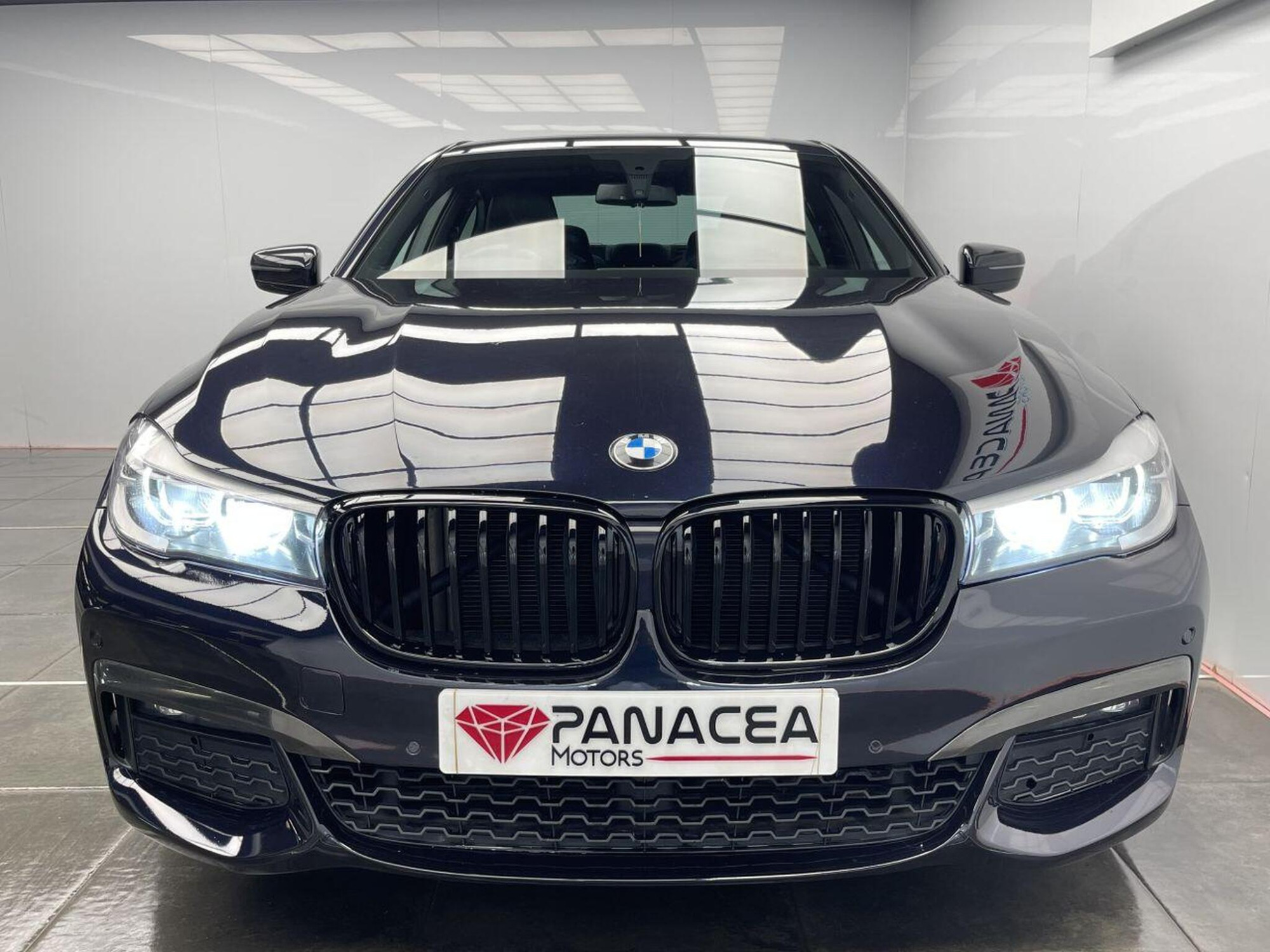 2018 BMW 7 SERIES image 5