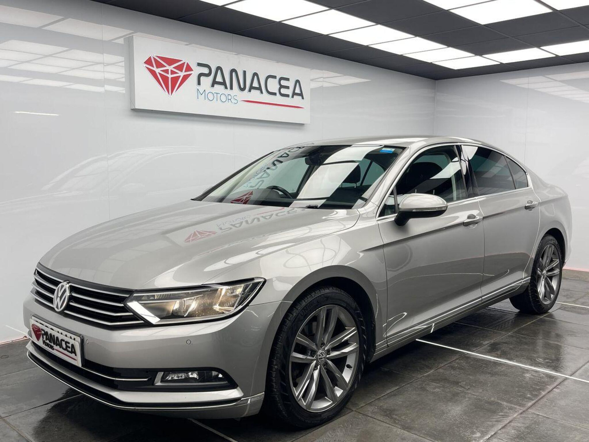 2016 Volkswagen PASSAT image 28