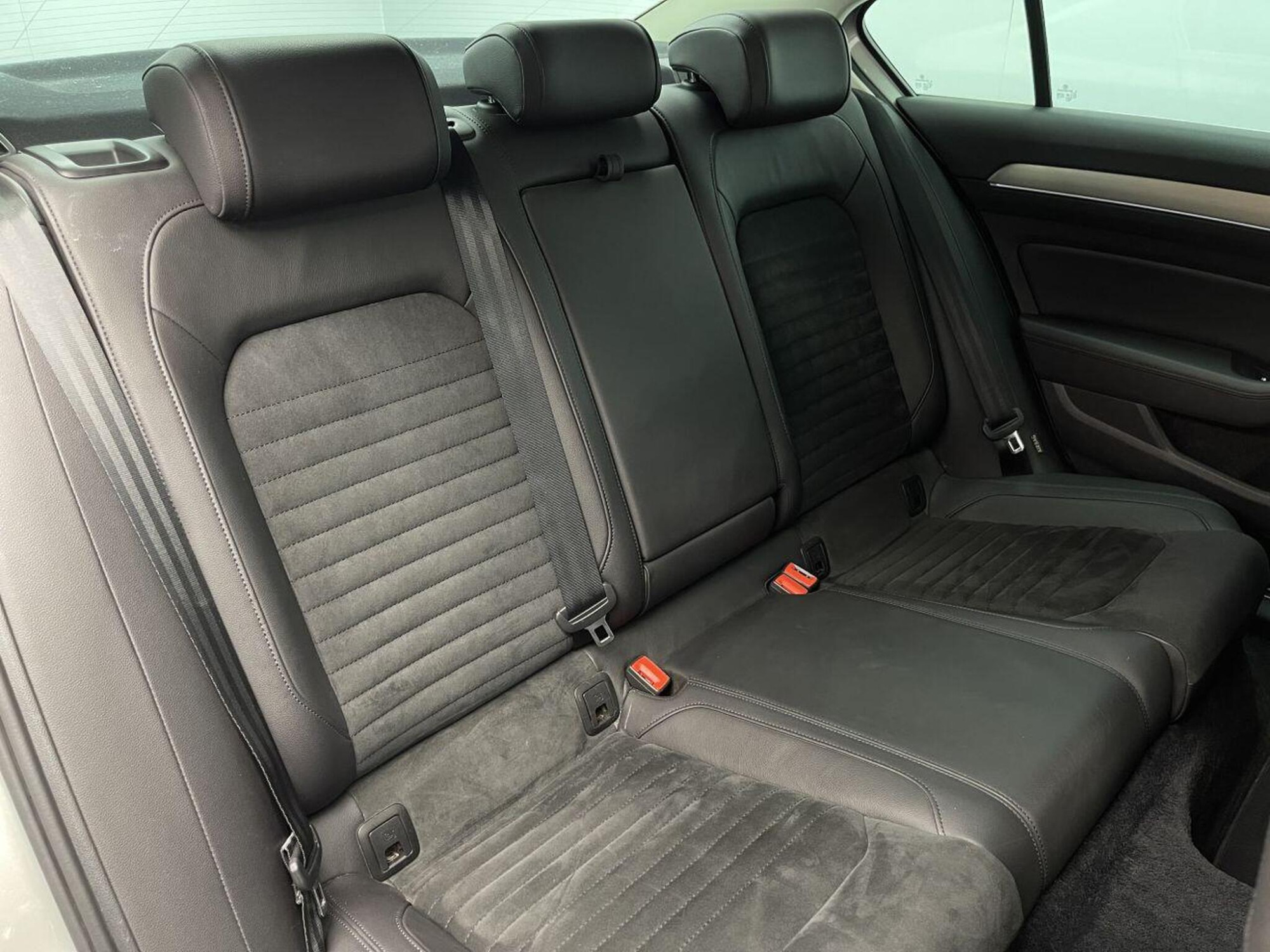 2016 Volkswagen PASSAT image 20