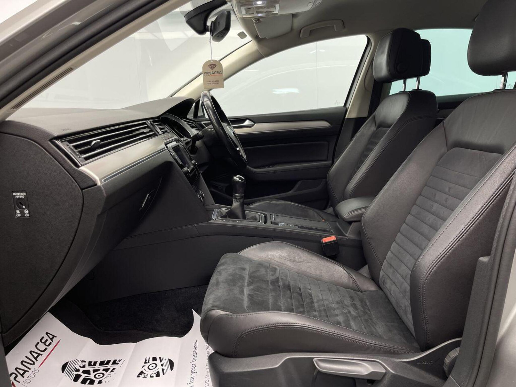2016 Volkswagen PASSAT image 34