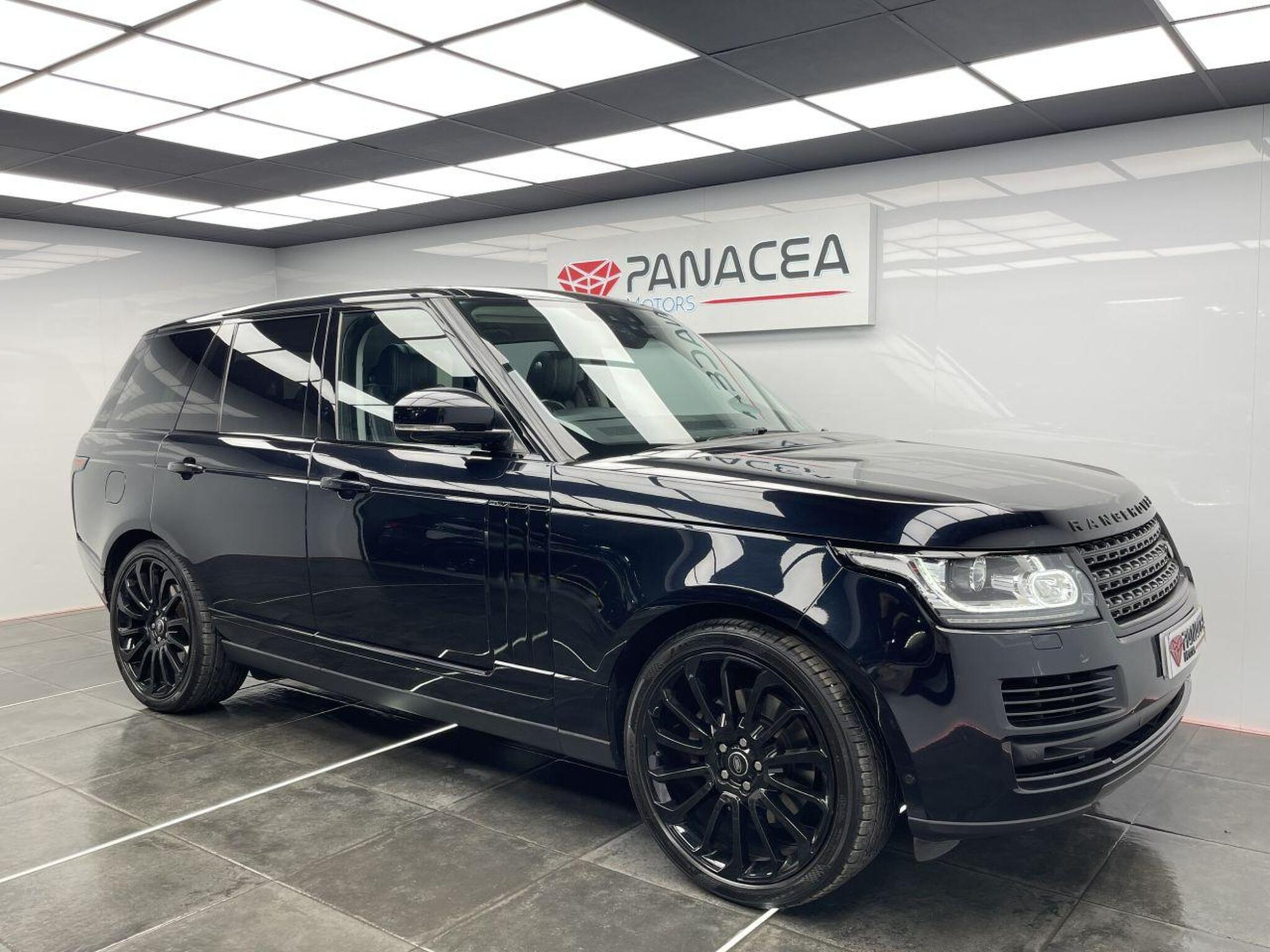 2017 Land Rover RANGE ROVER image 5