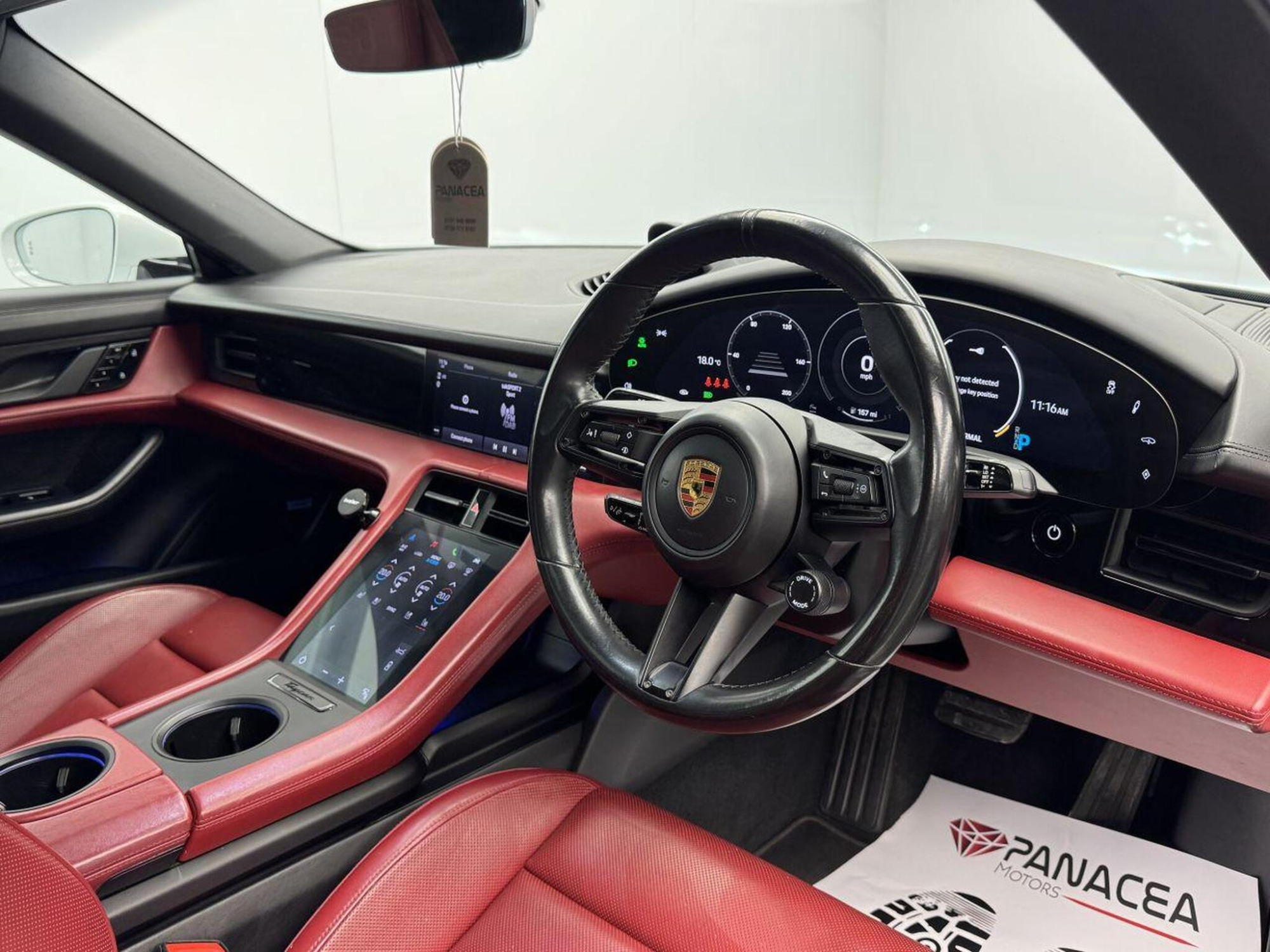 2020 Porsche TAYCAN image 5