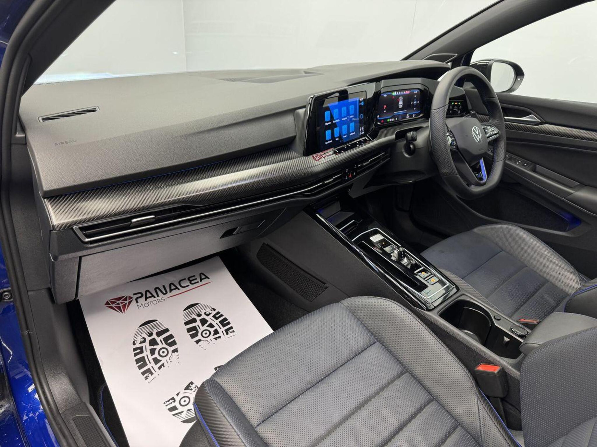 2024 Volkswagen GOLF image 9