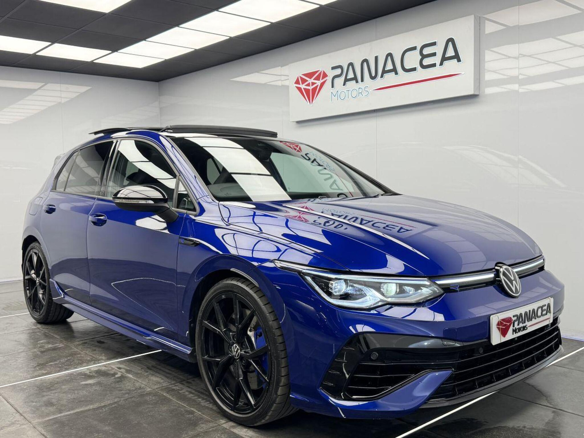 2024 Volkswagen GOLF image 10