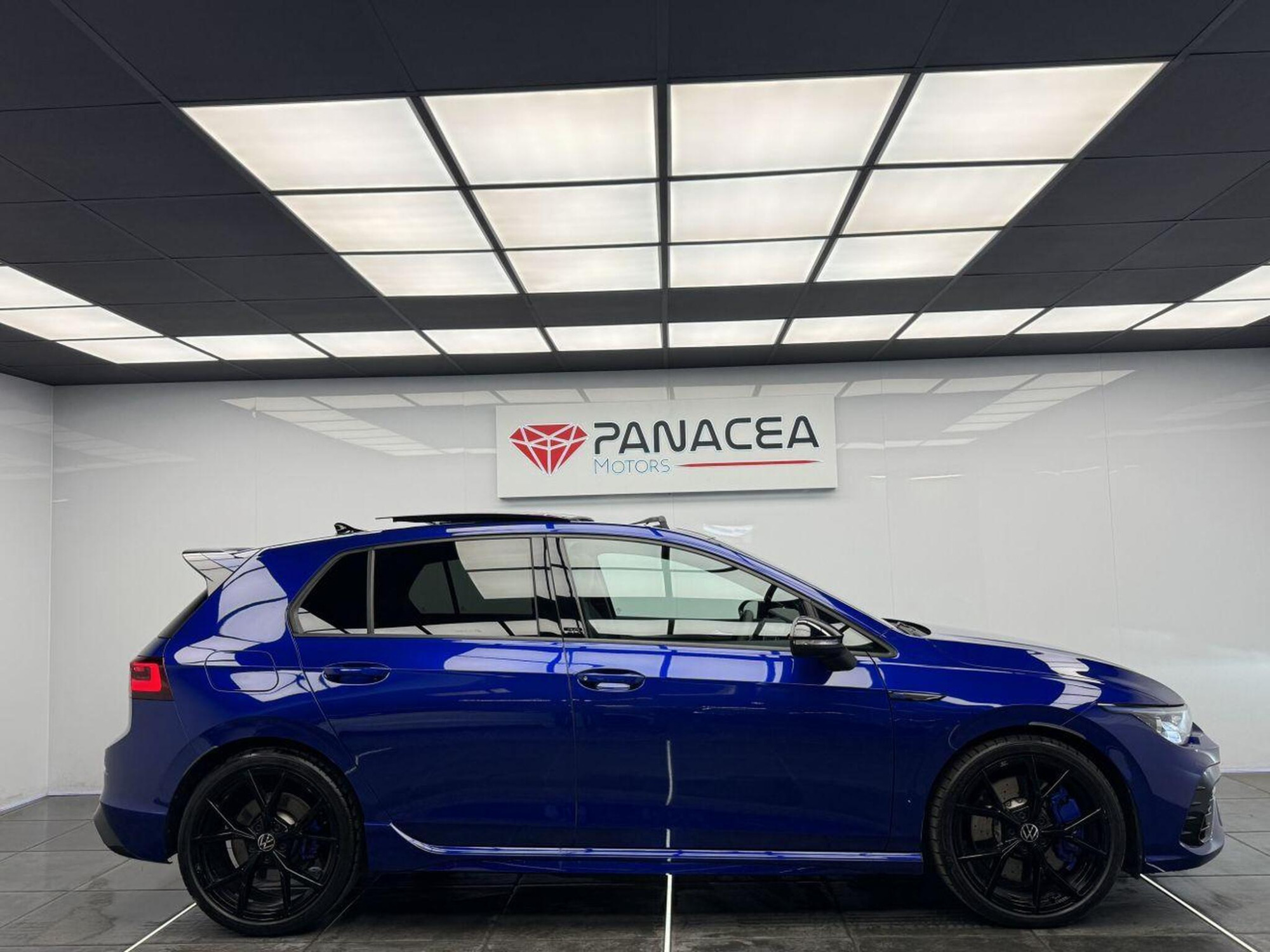 2024 Volkswagen GOLF image 5