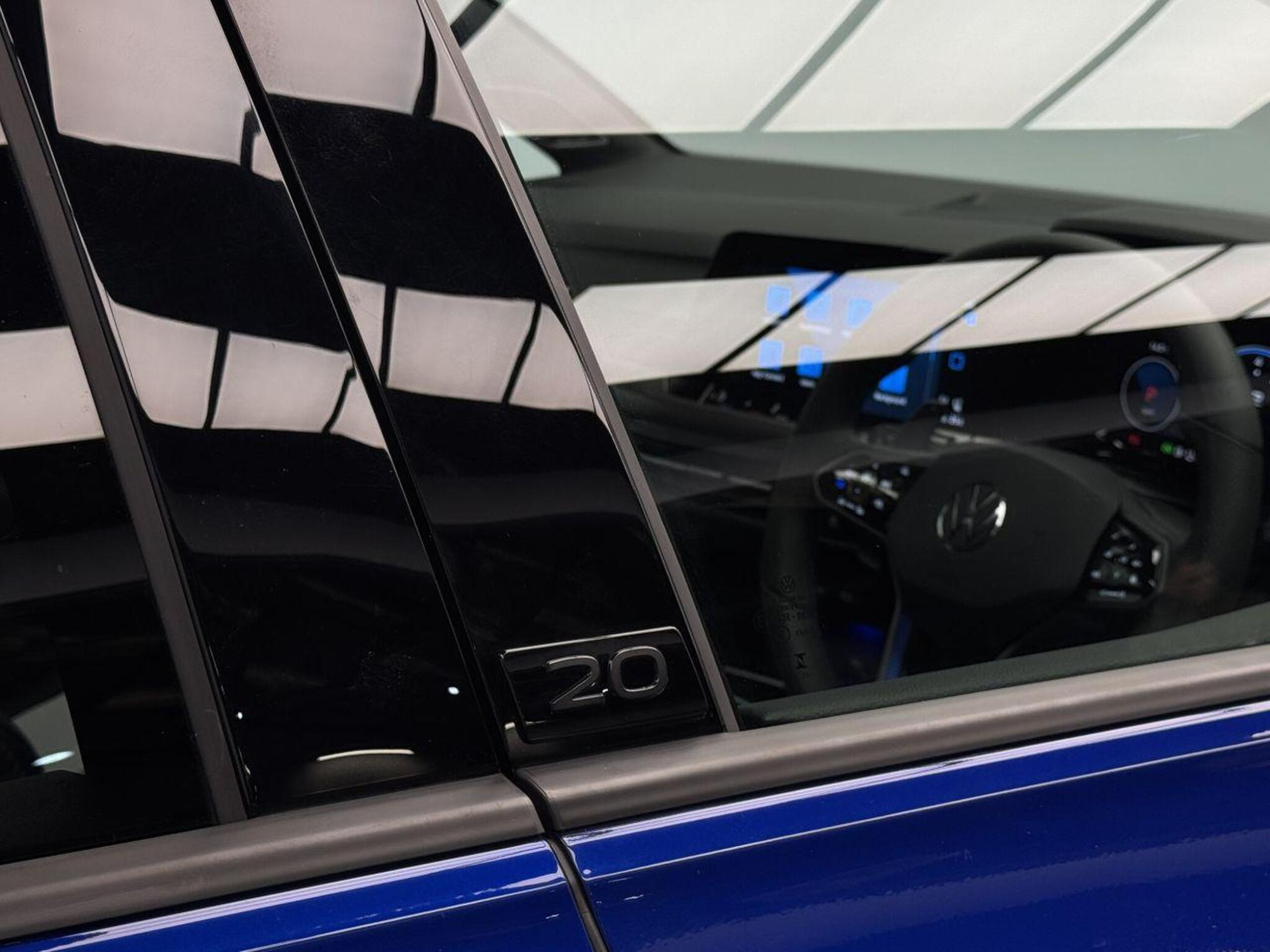 2024 Volkswagen GOLF image 36