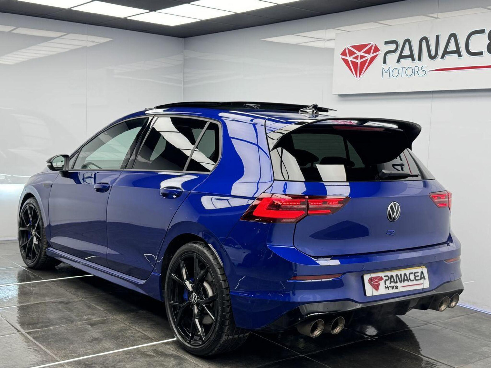 2024 Volkswagen GOLF image 7