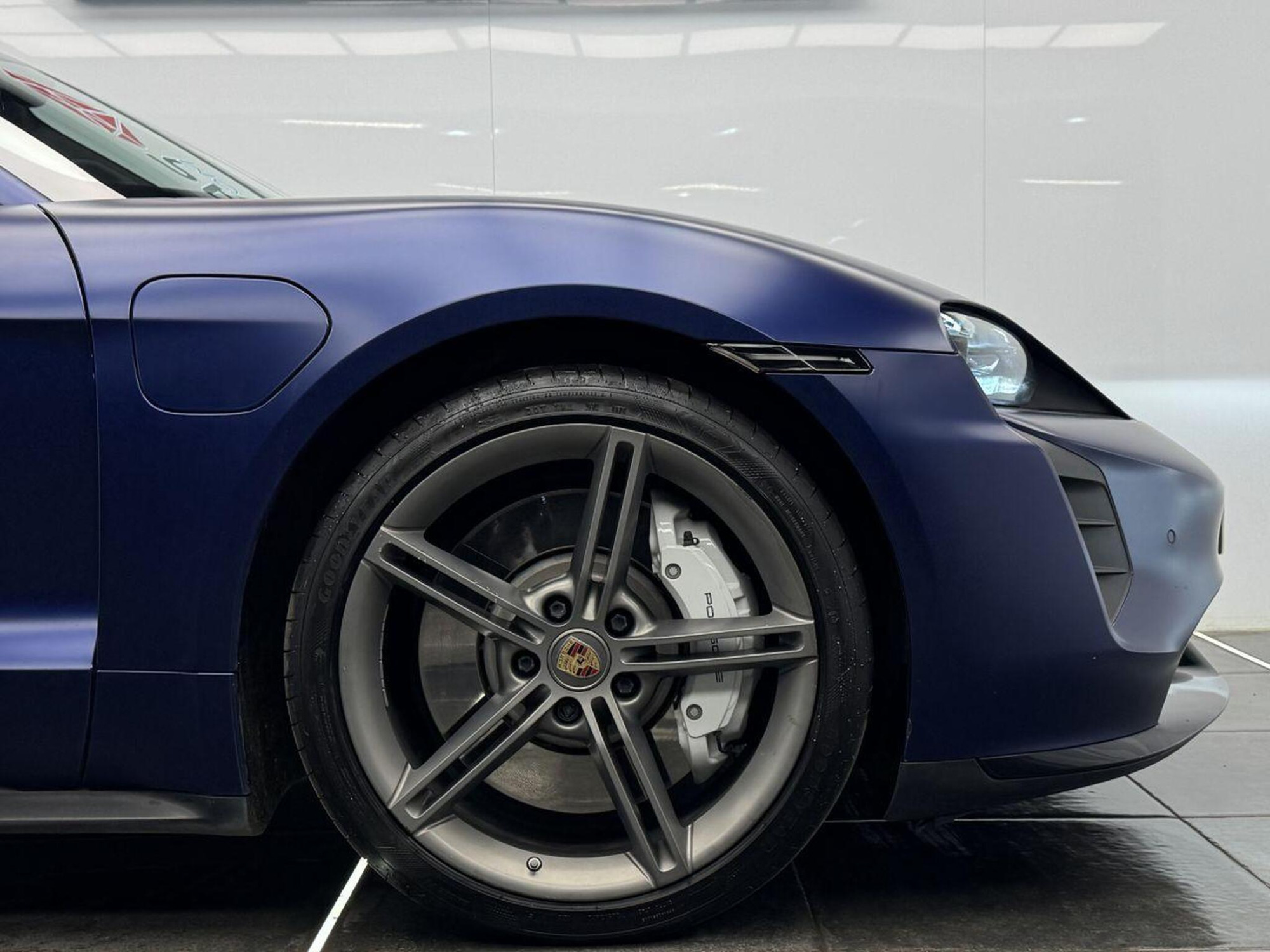 2020 Porsche TAYCAN image 47