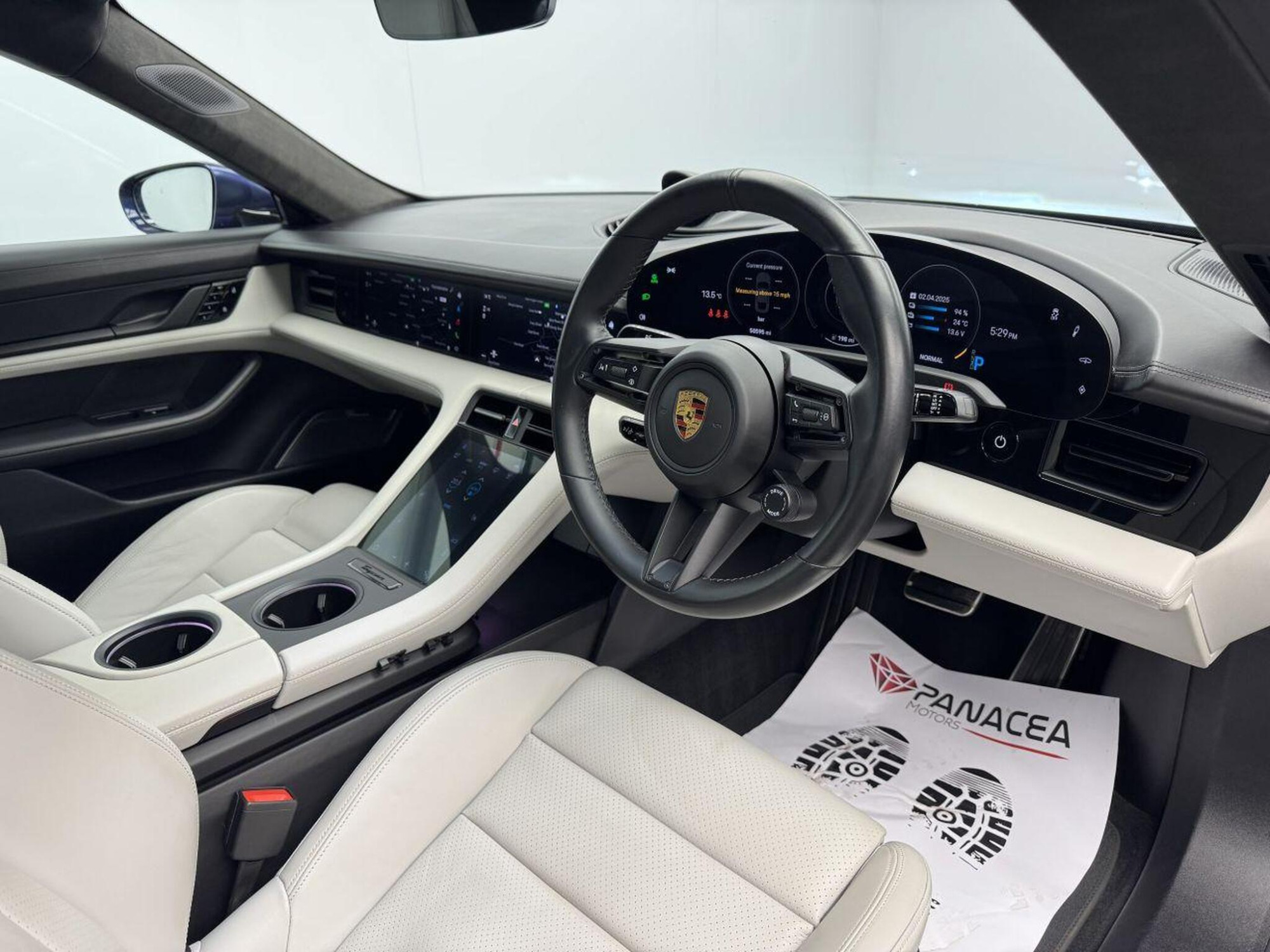 2020 Porsche TAYCAN image 20