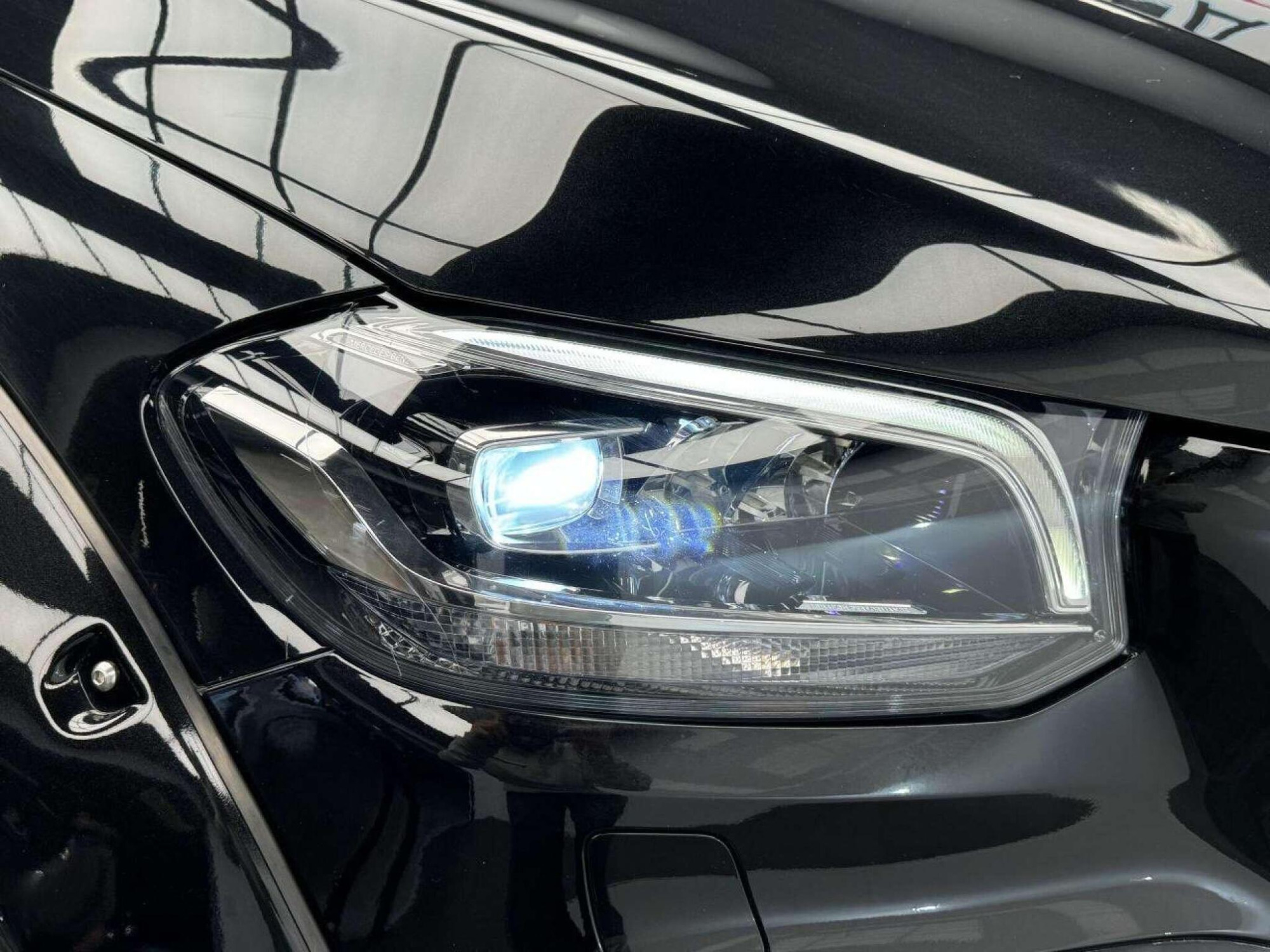 2017 Mercedes-Benz X-CLASS image 42