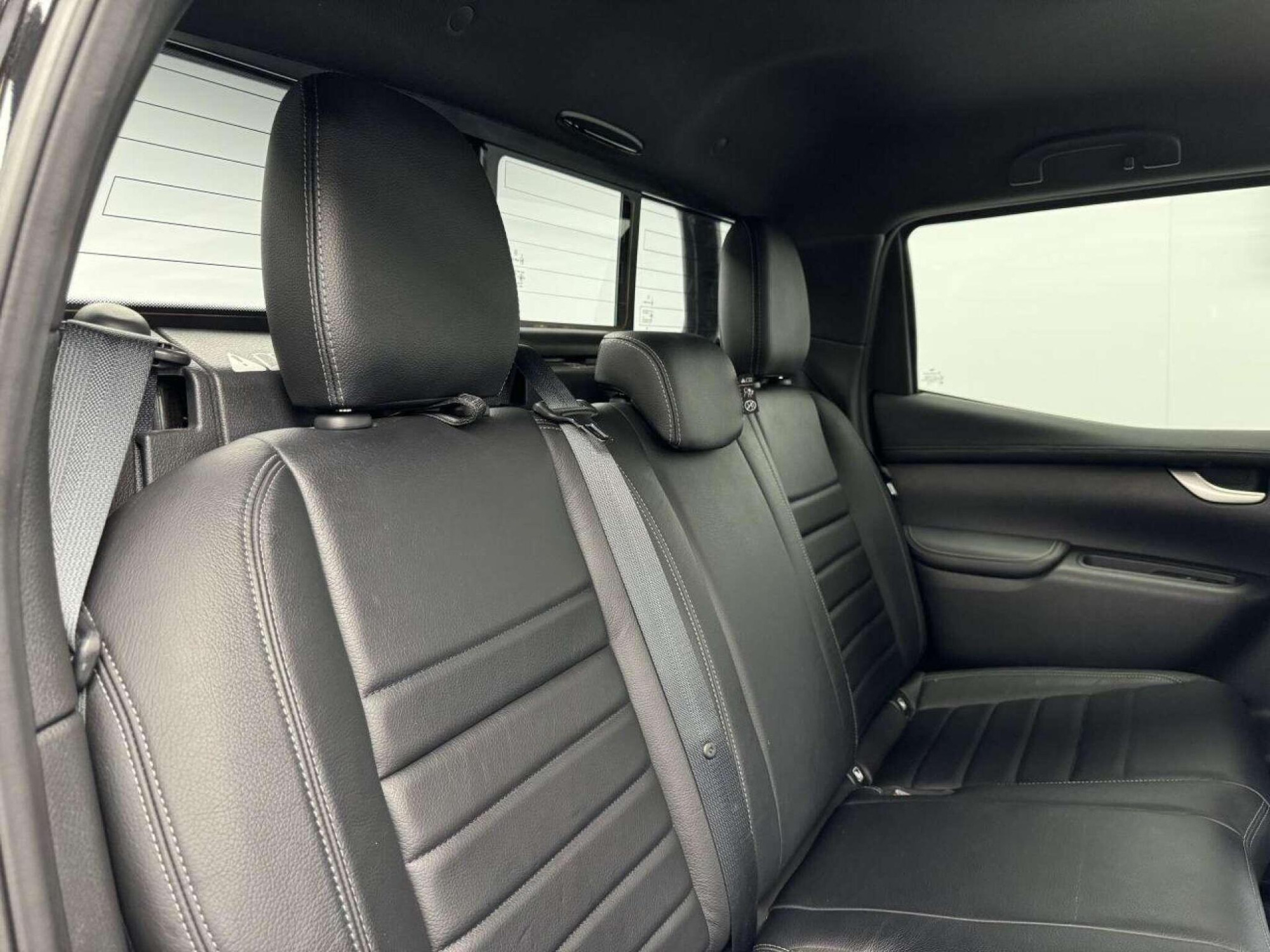 2017 Mercedes-Benz X-CLASS image 36