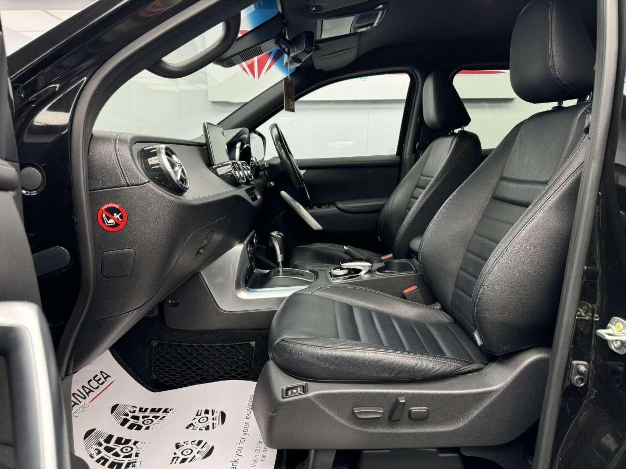 2017 Mercedes-Benz X-CLASS image 15