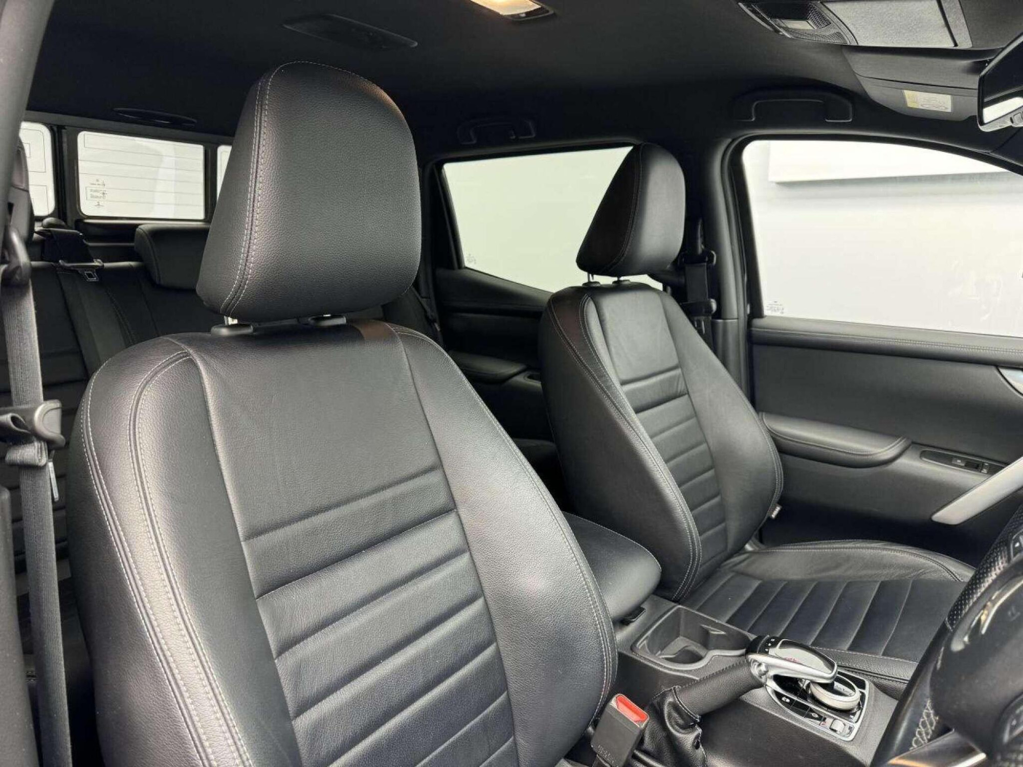 2017 Mercedes-Benz X-CLASS image 39