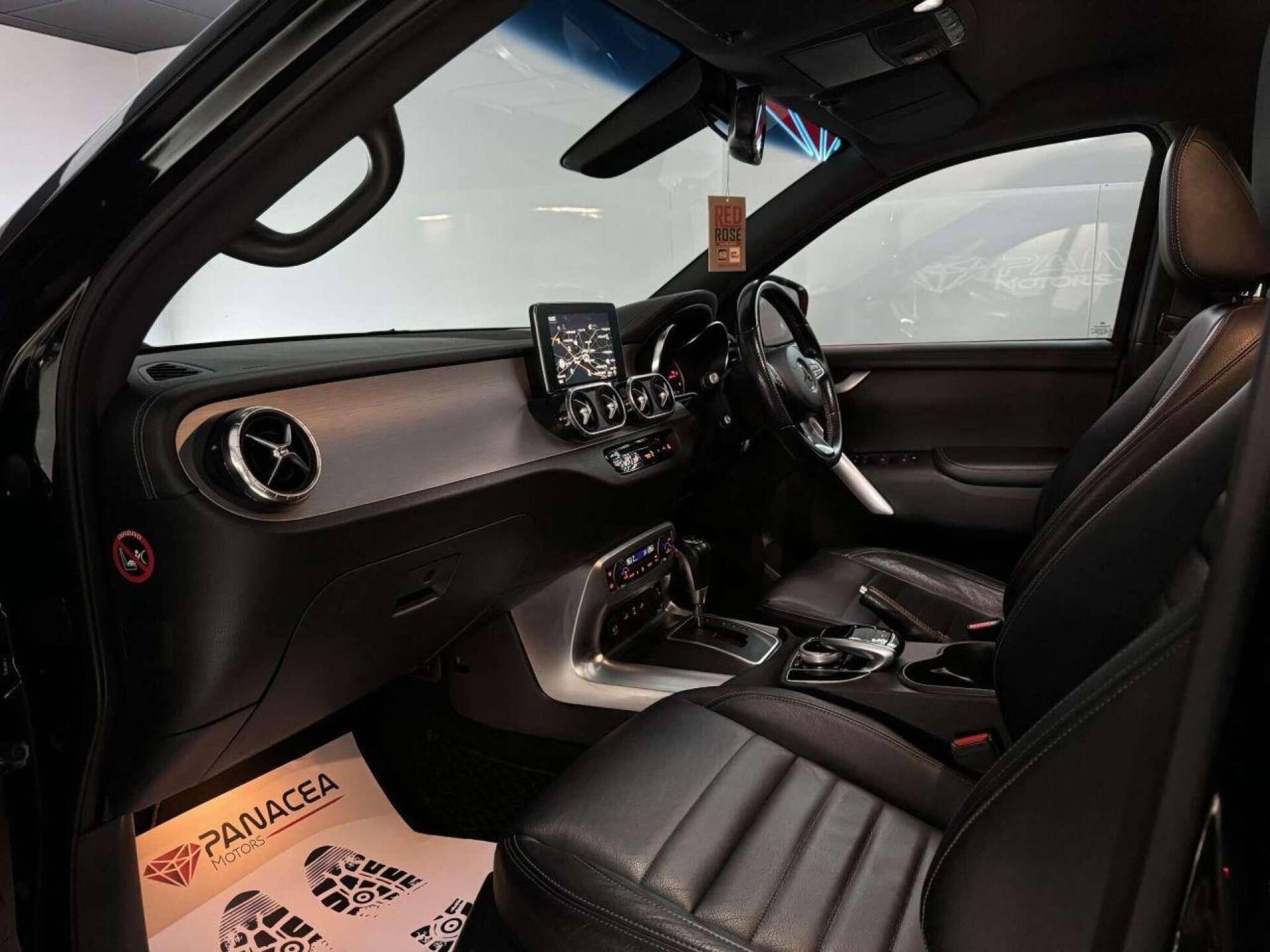 2017 Mercedes-Benz X-CLASS image 13