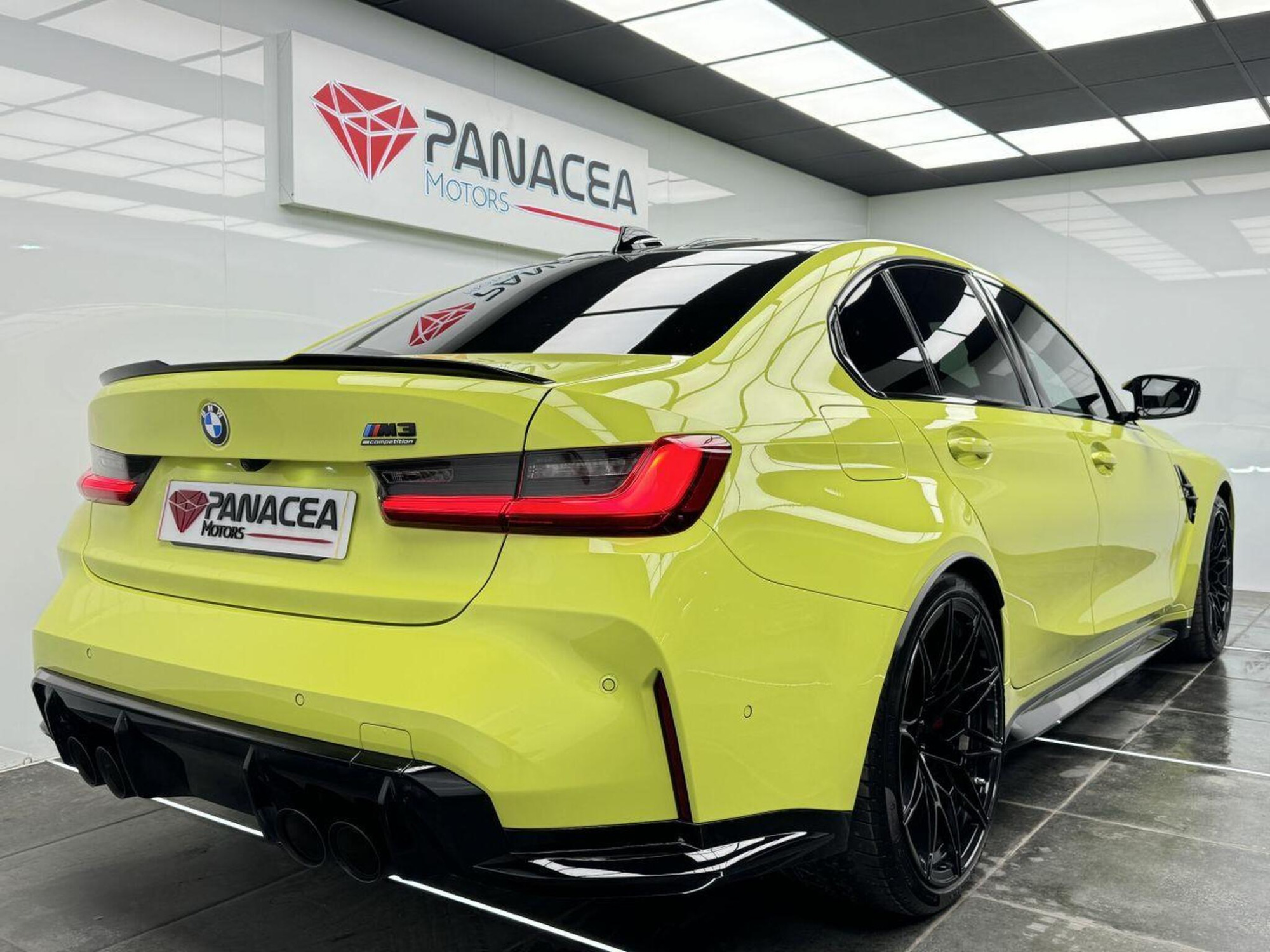 2022 BMW M3 image 7