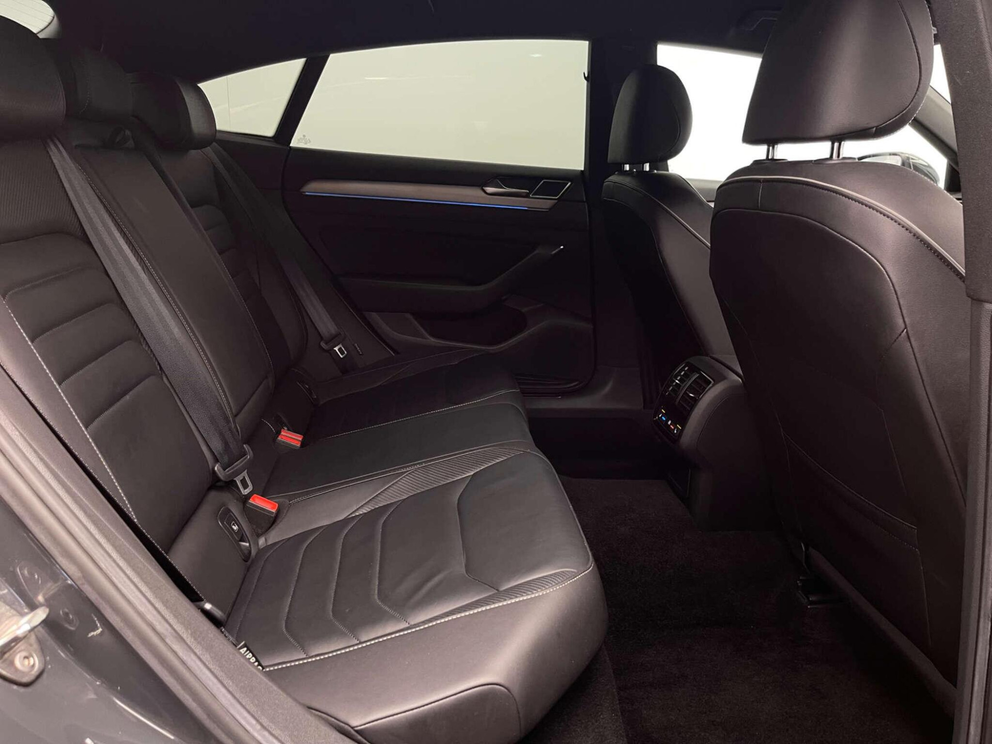 2020 Volkswagen ARTEON image 19