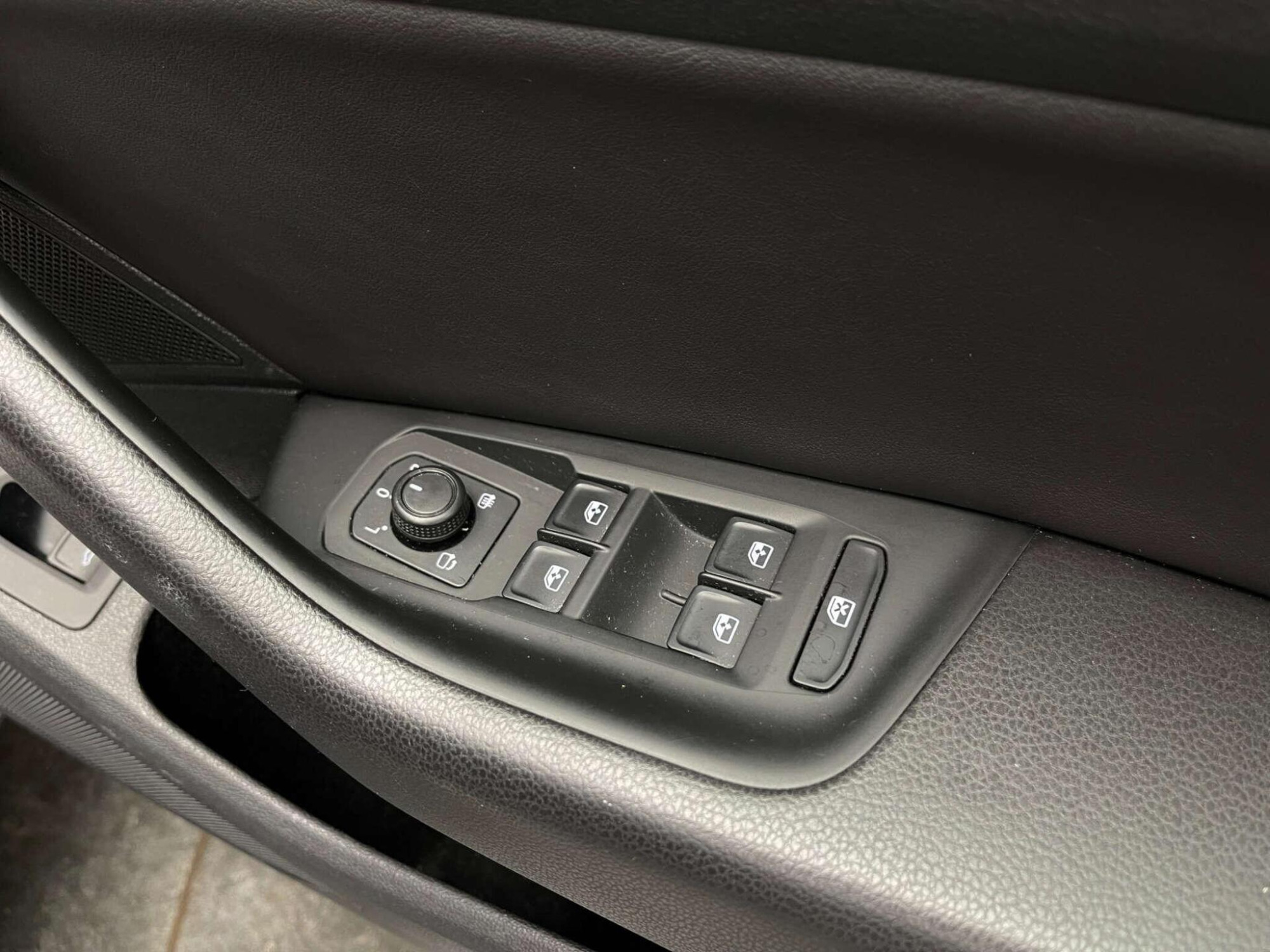 2020 Volkswagen ARTEON image 11