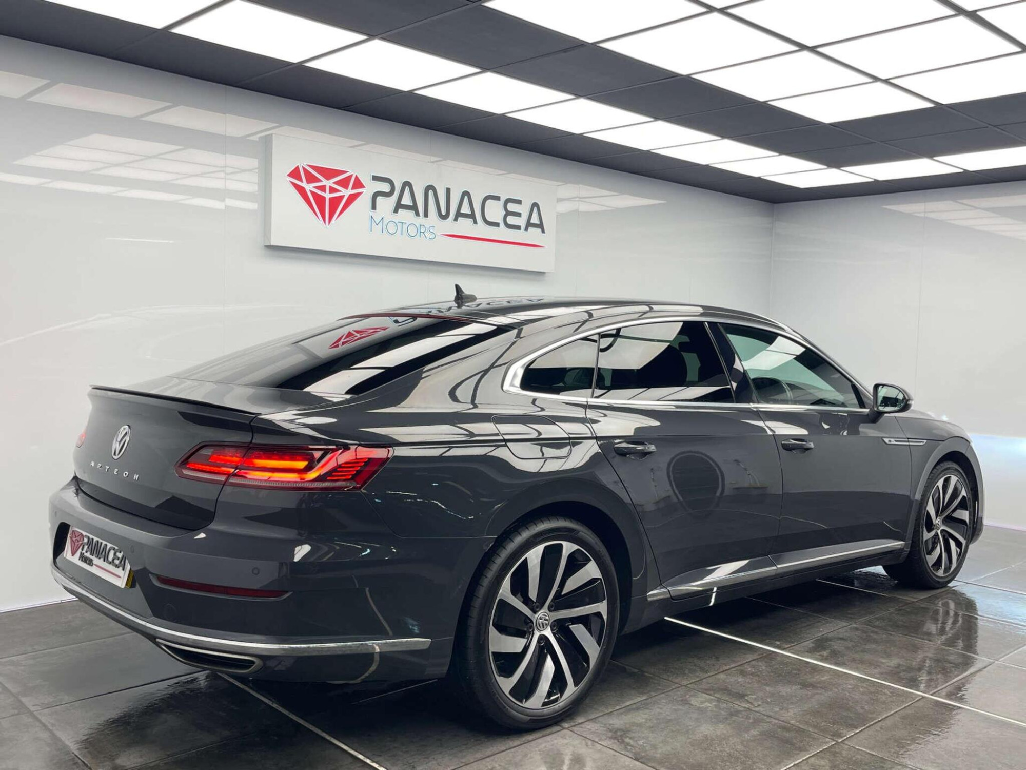 2020 Volkswagen ARTEON image 3