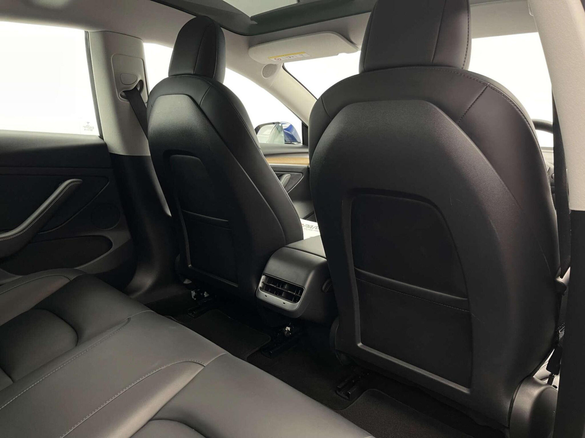2021 Tesla Model 3 image 22