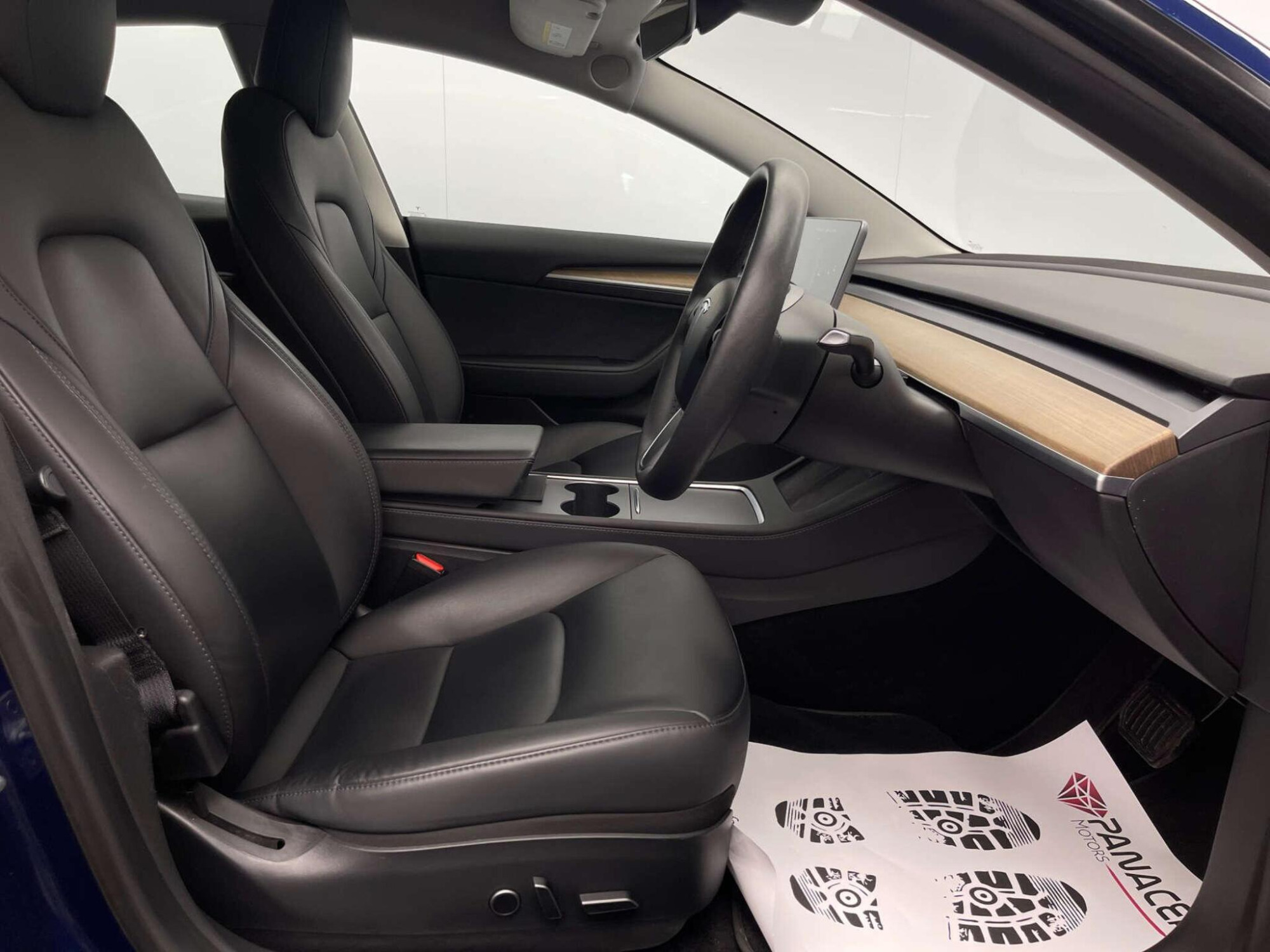 2021 Tesla Model 3 image 12