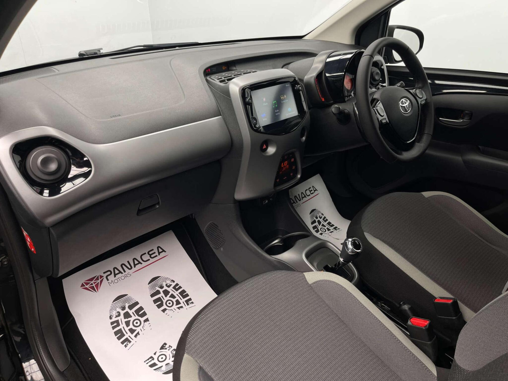 2020 Toyota AYGO image 28