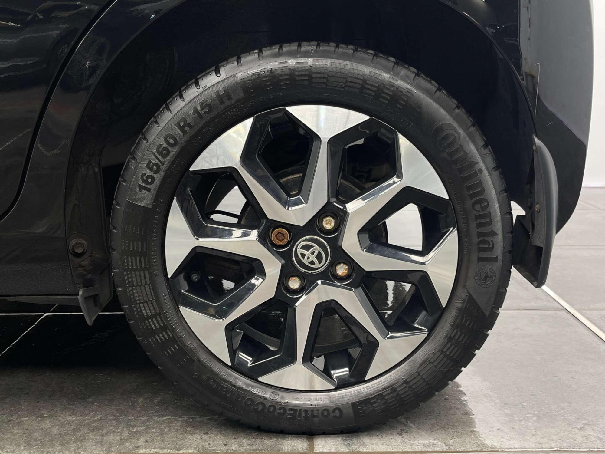 2020 Toyota AYGO image 34