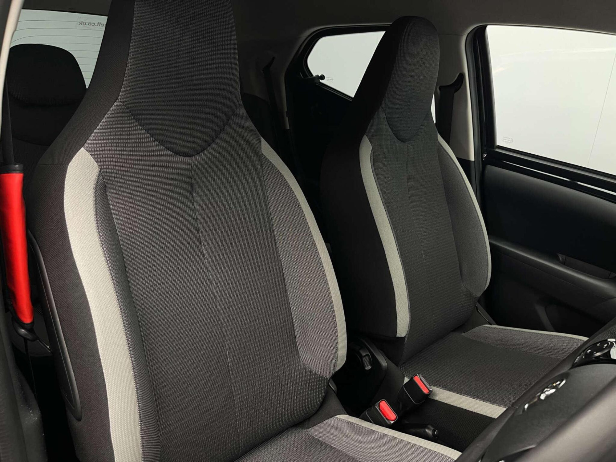 2020 Toyota AYGO image 10