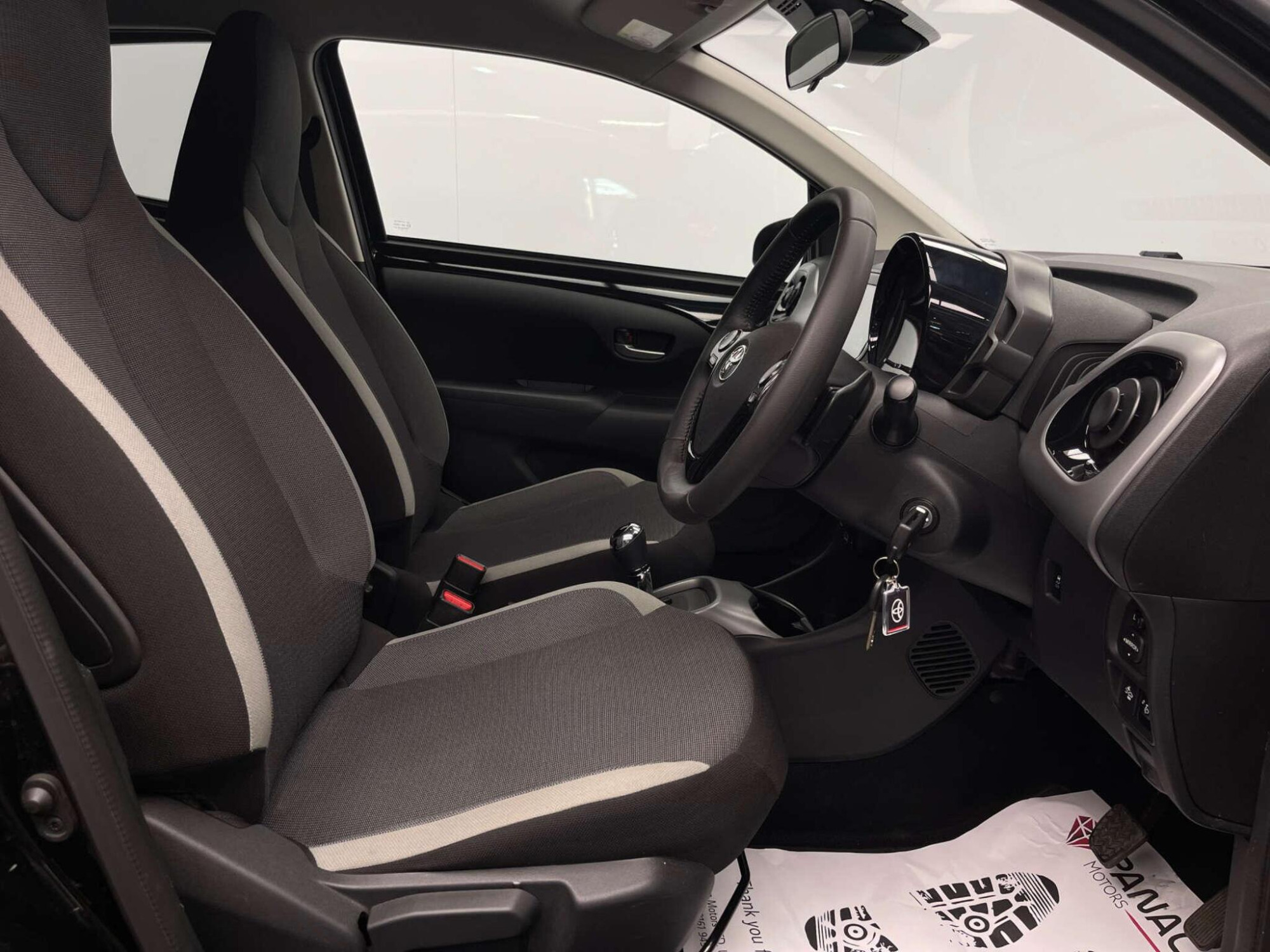 2020 Toyota AYGO image 9
